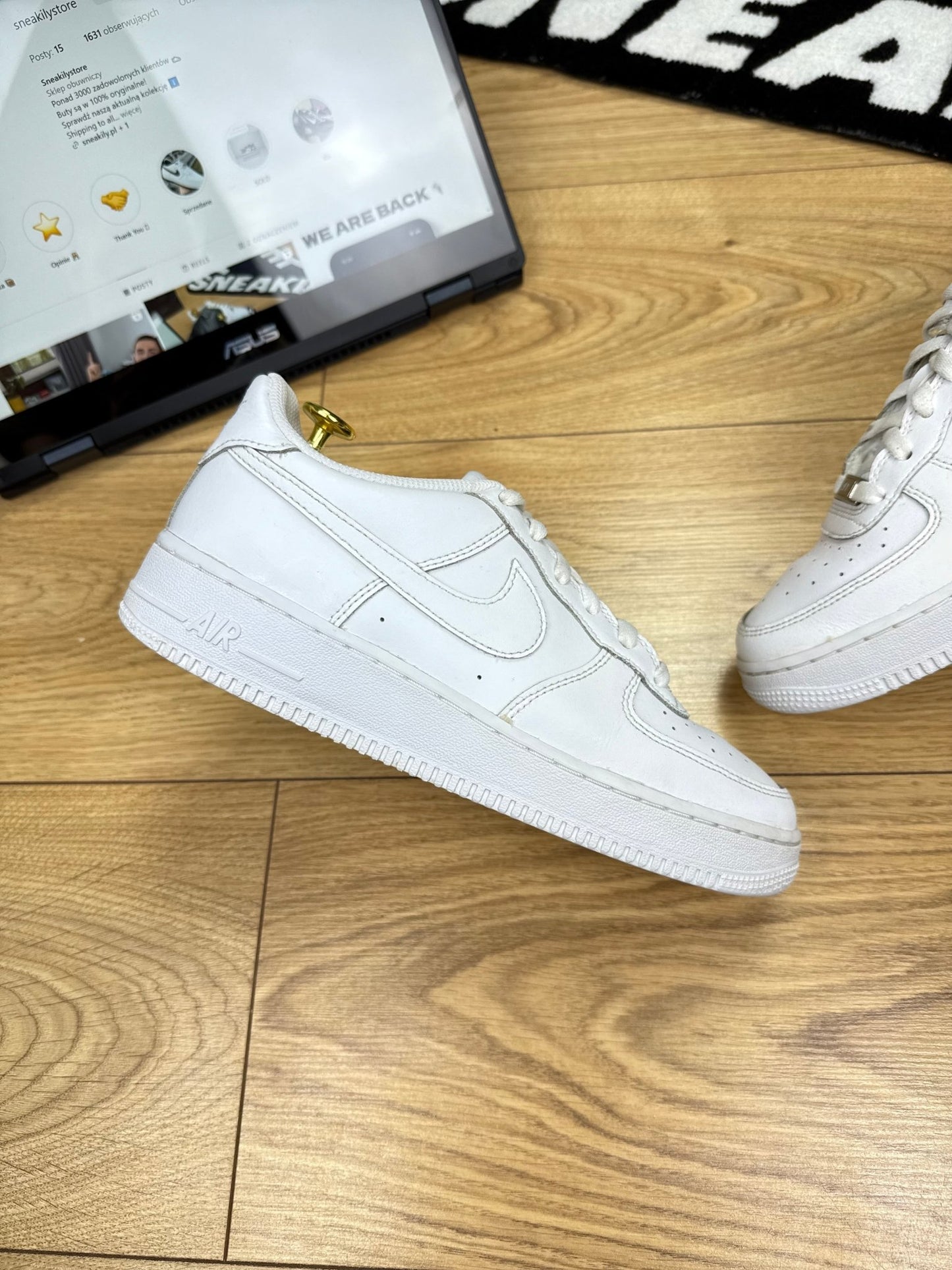 Nike Air Force 1 Low (40)