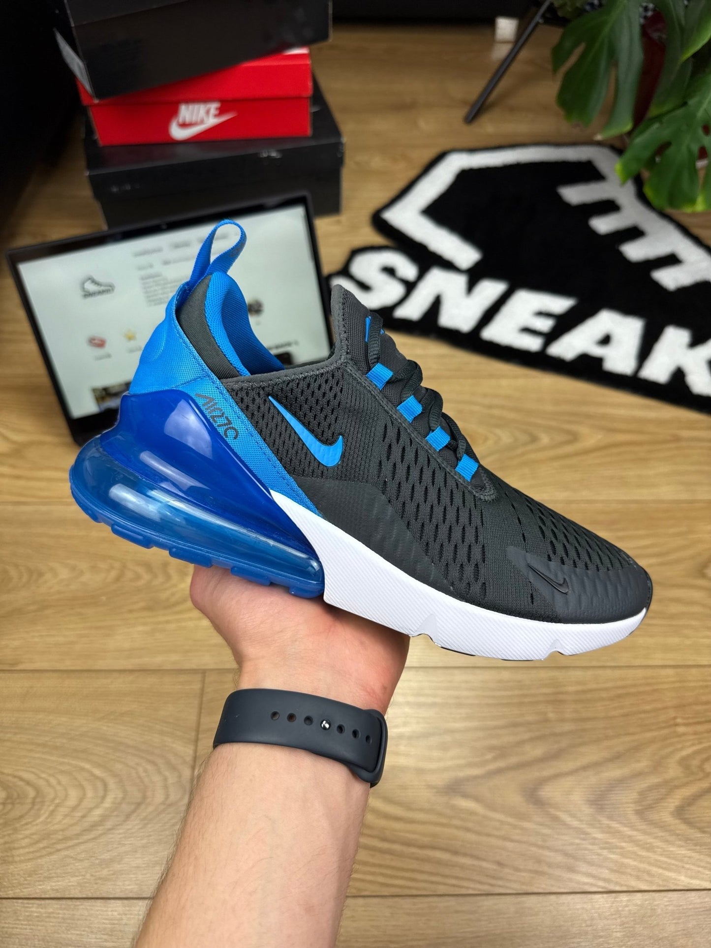 Nike Air Max 270 (41)