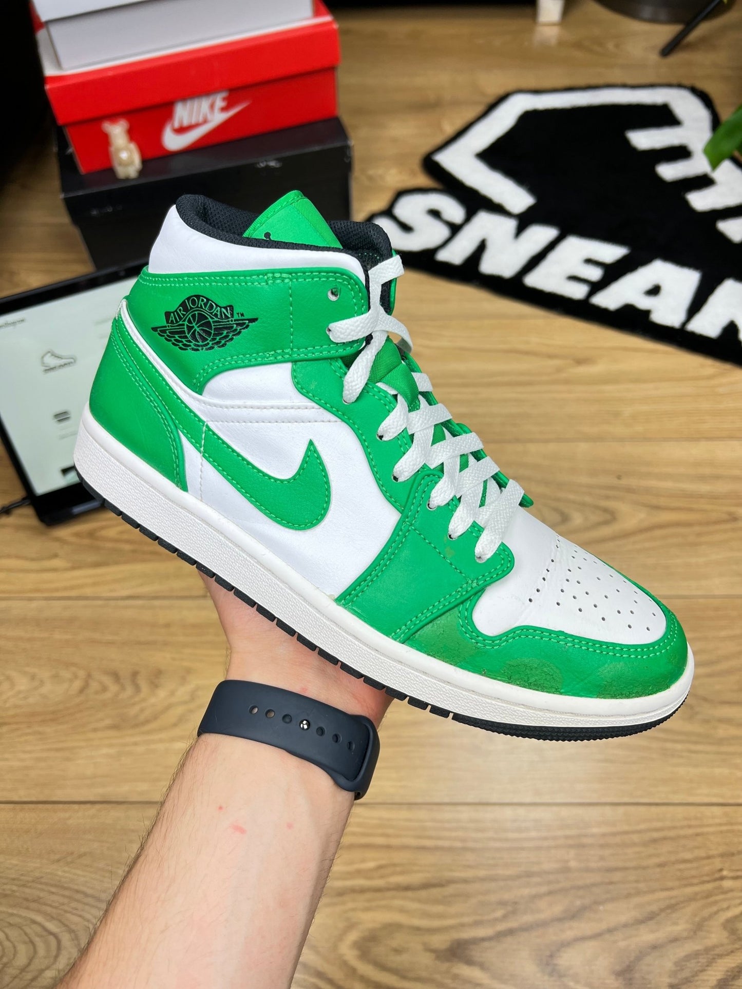 Nike Air Jordan 1 Mid (41)