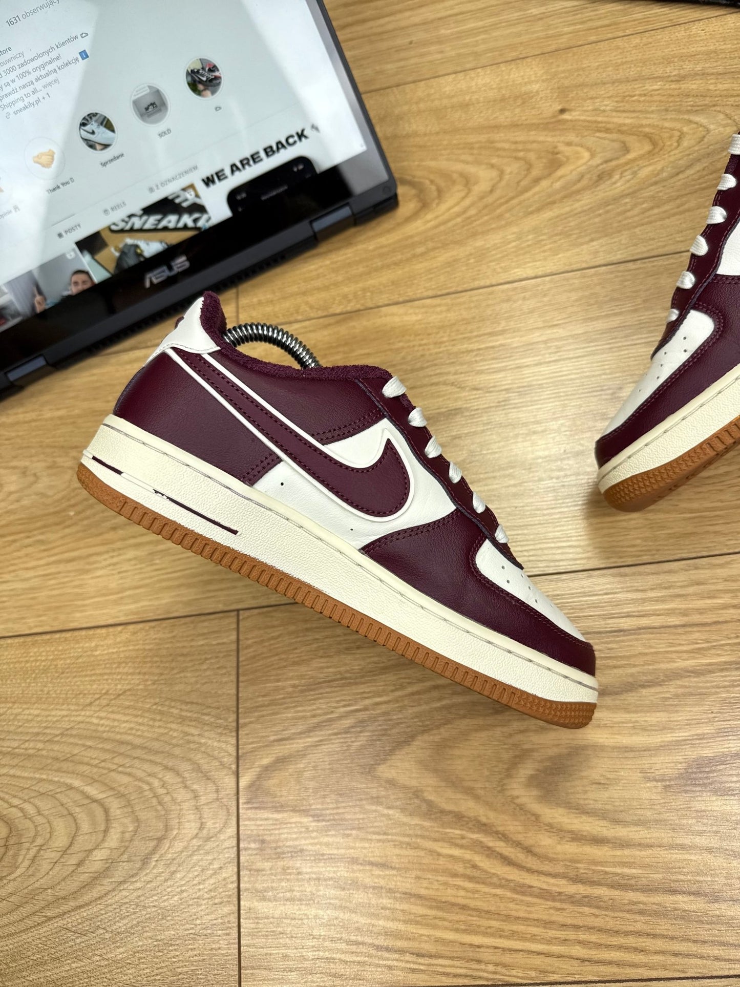 Nike Air Force 1 Low (37.5)