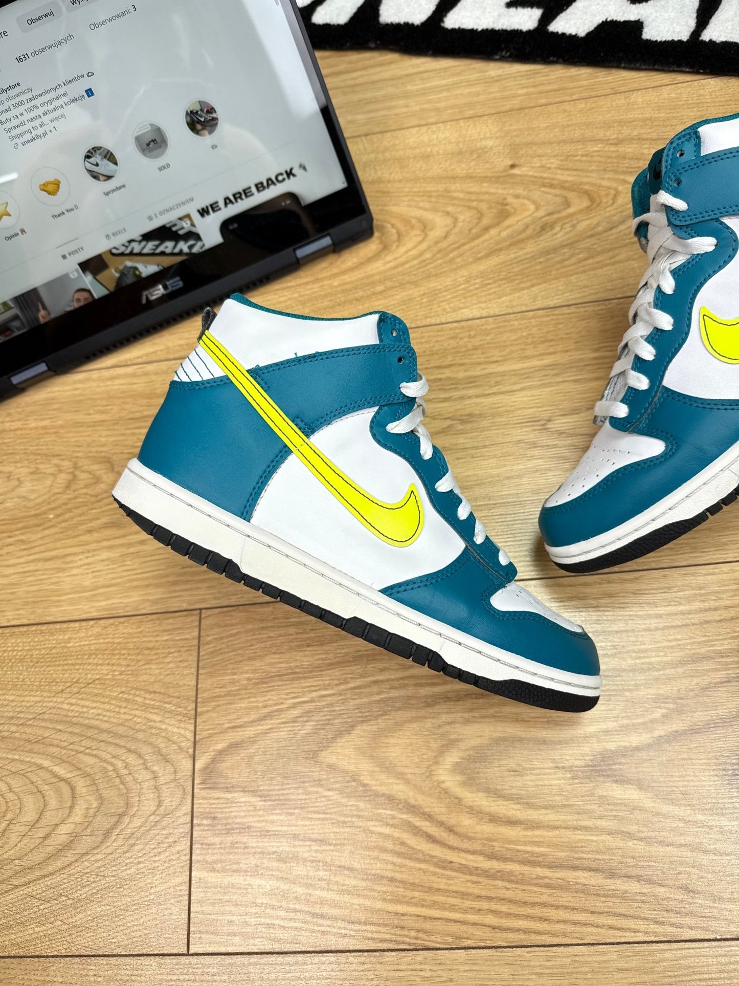 Nike Dunk High (40)