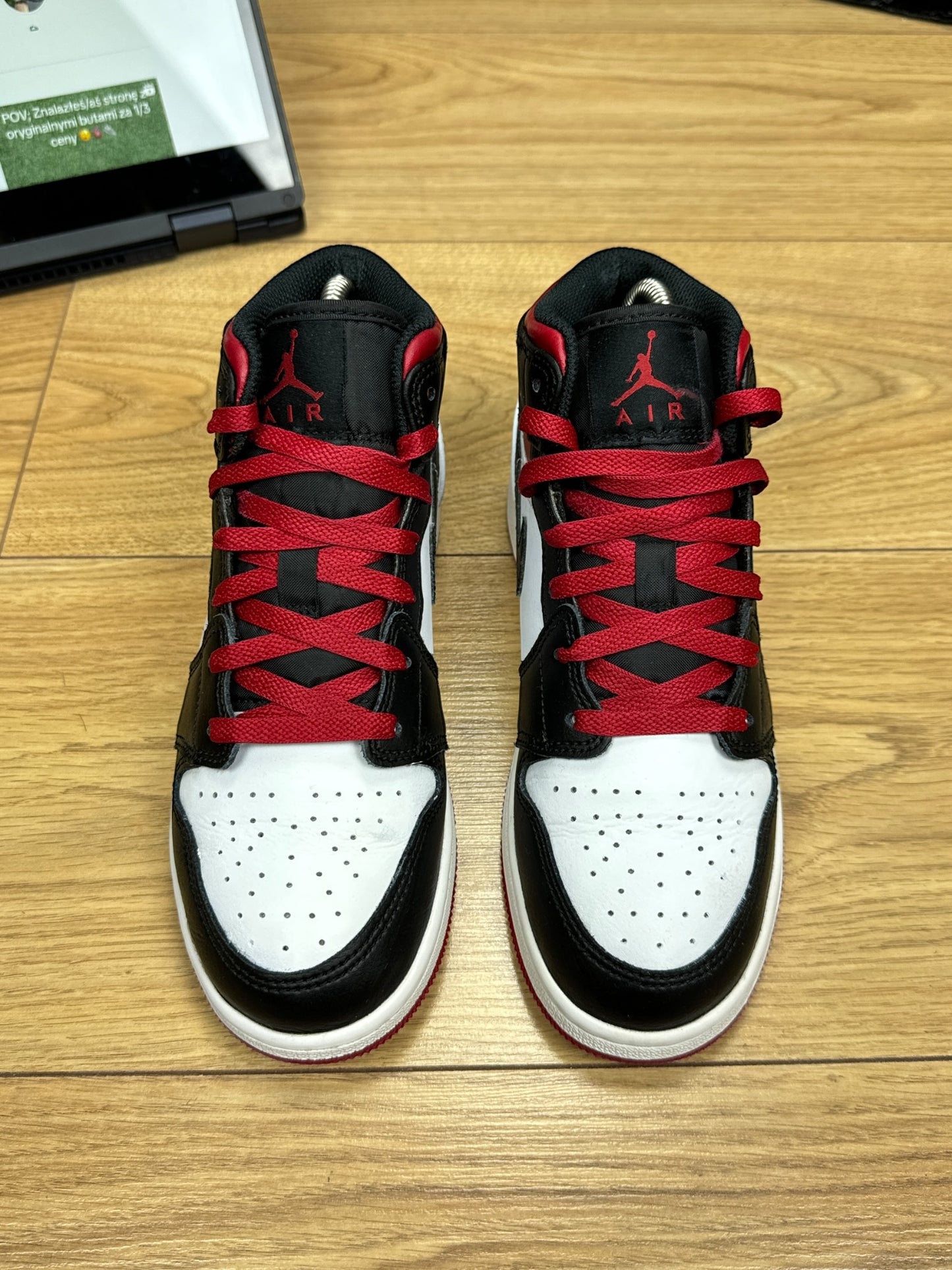 Nike Air Jordan 1 Mid (37.5)