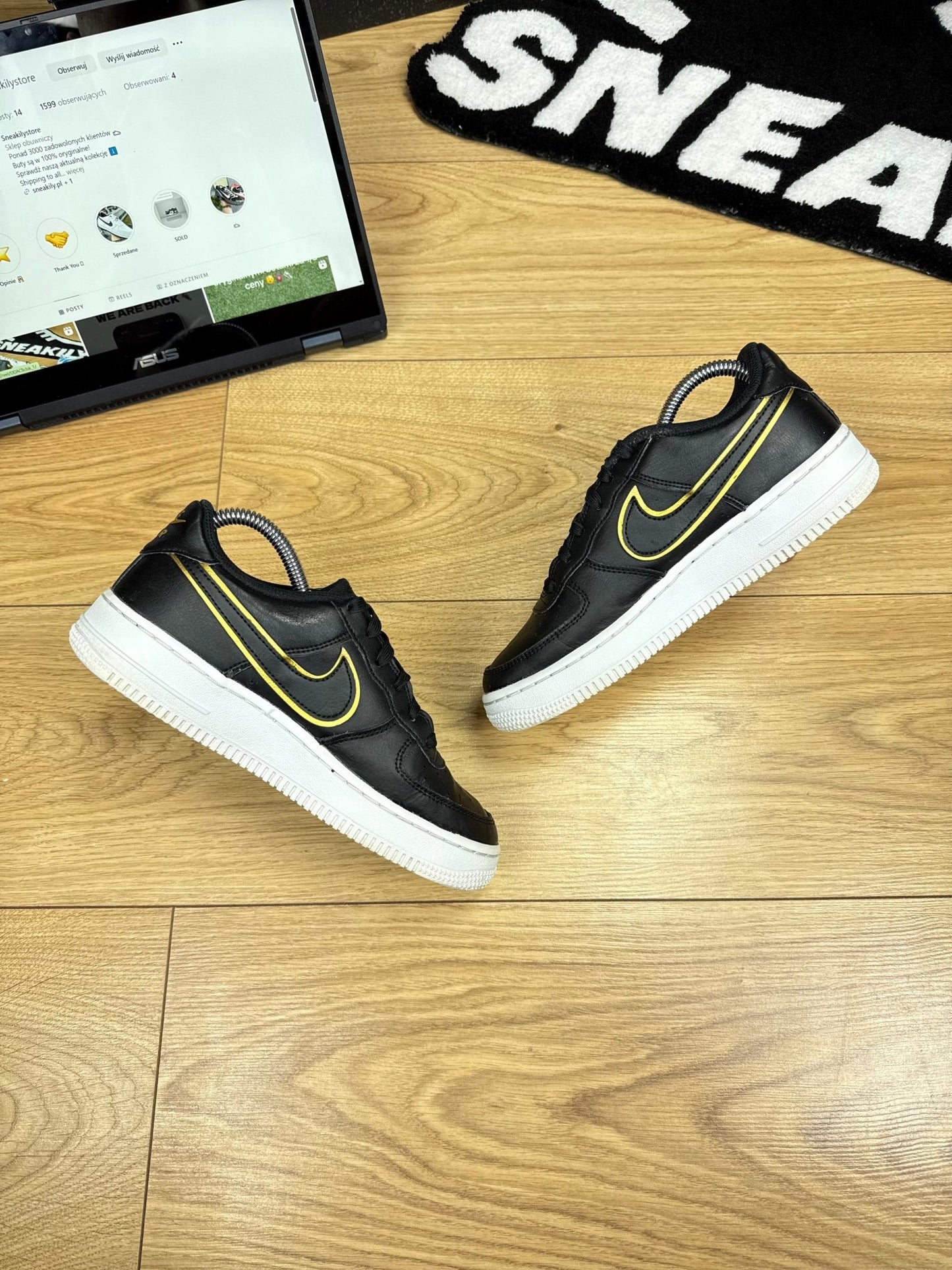 Nike Air Force 1 Low (37.5)