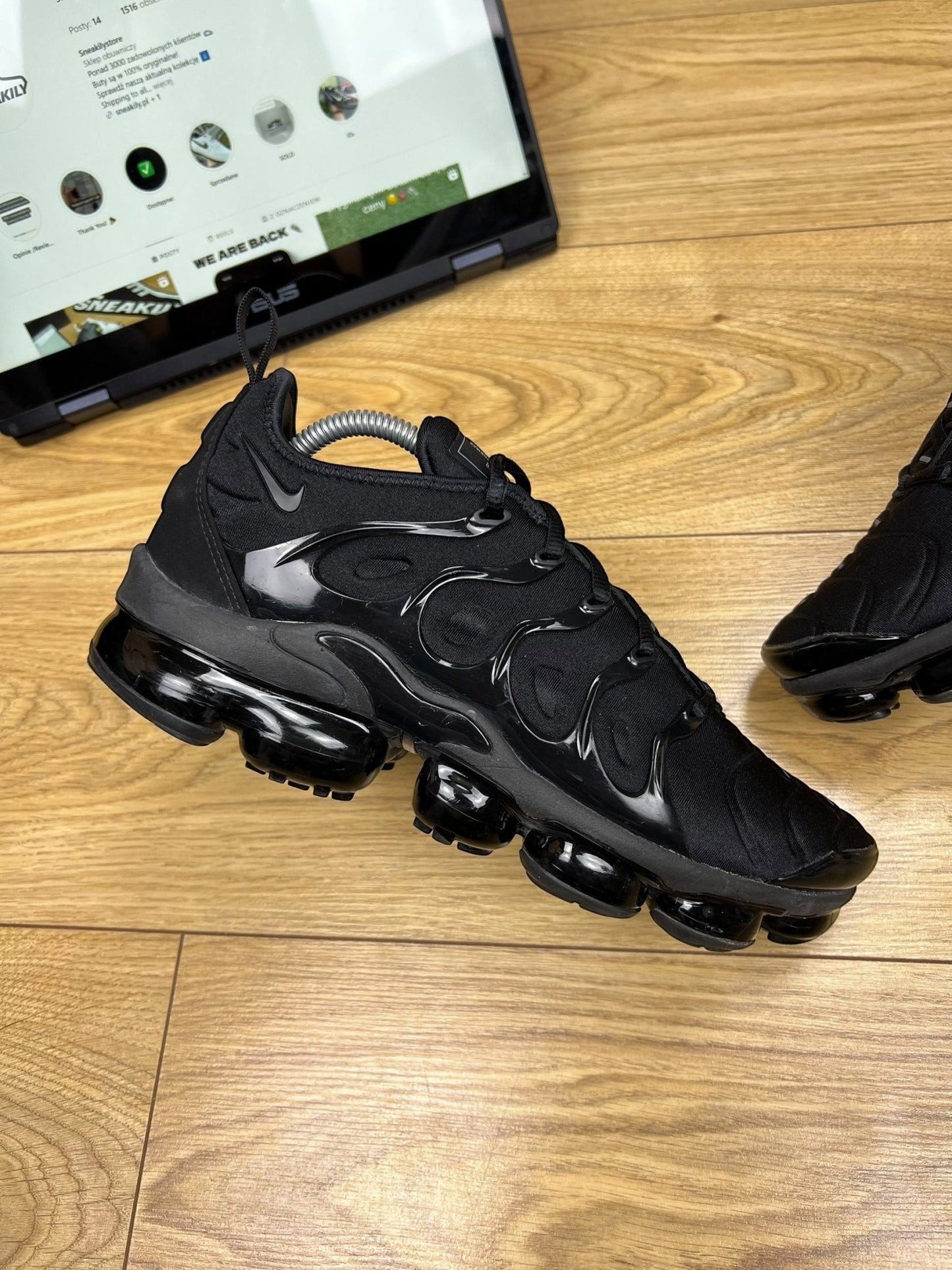 Nike Air Vapormax Plus (42.5)