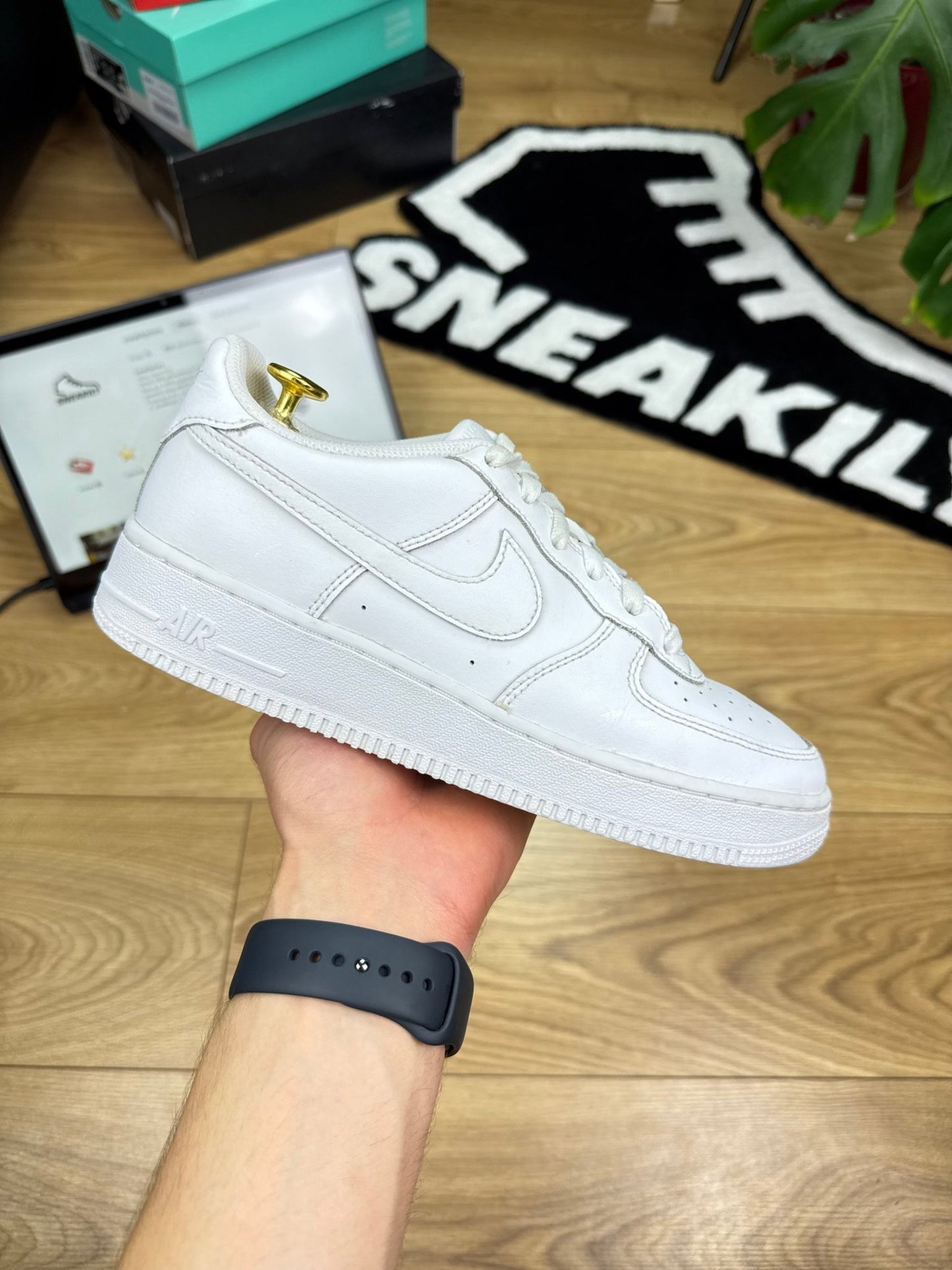 Nike Air Force 1 Low (40)