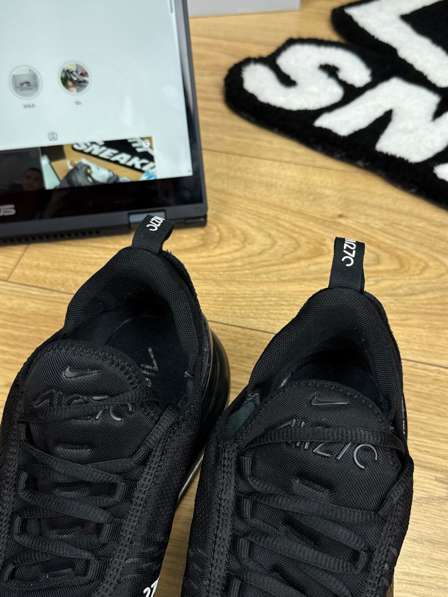 Nike Air Max 270 (45)