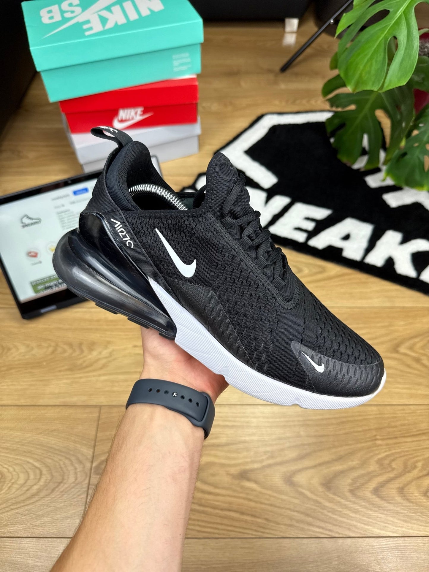 Nike Air Max 270 (45)