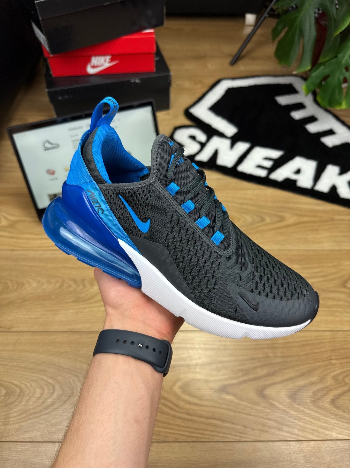 Nike Air Max 270 (41)