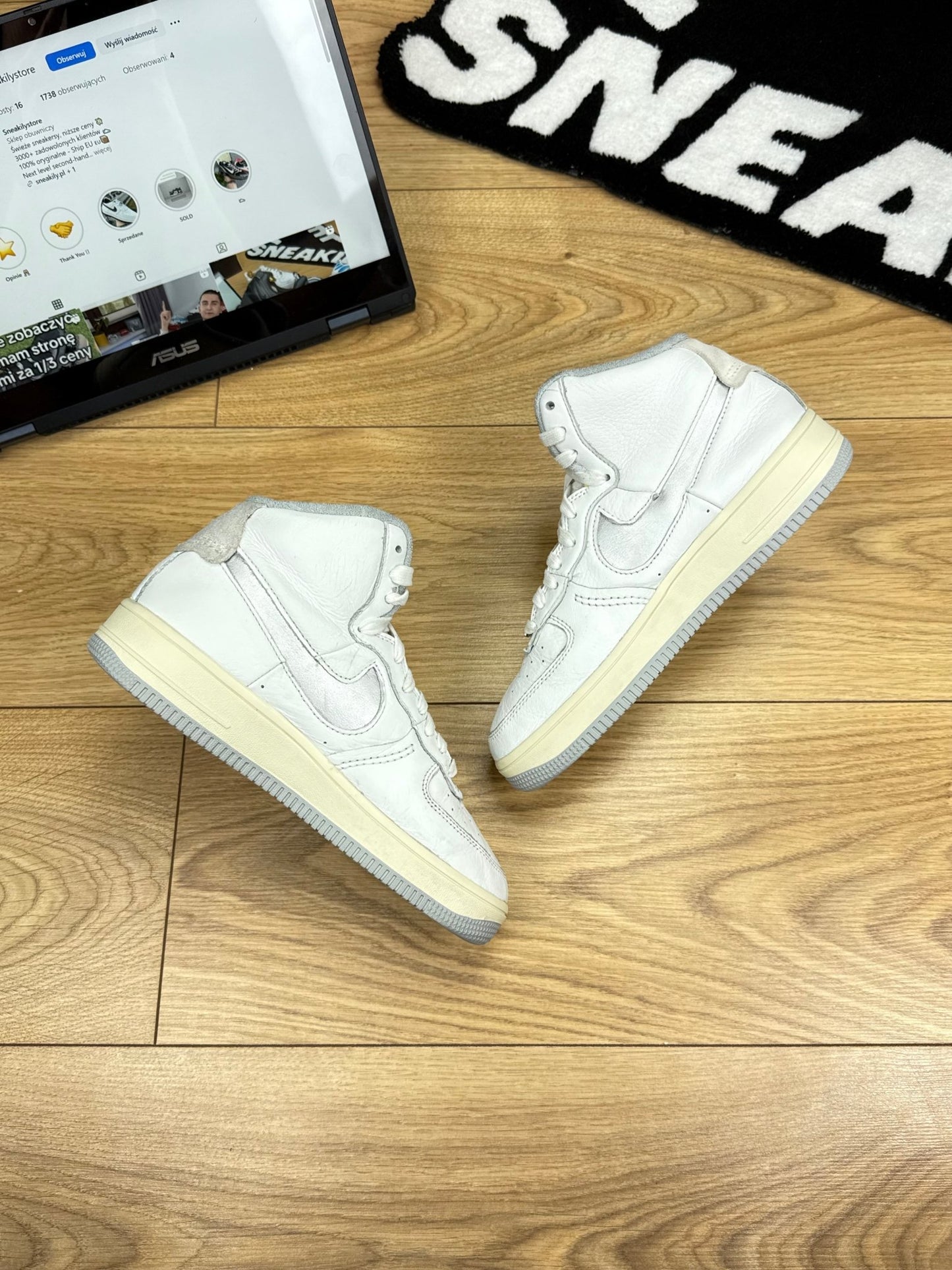 Nike Air Force 1 Mid (37.5)