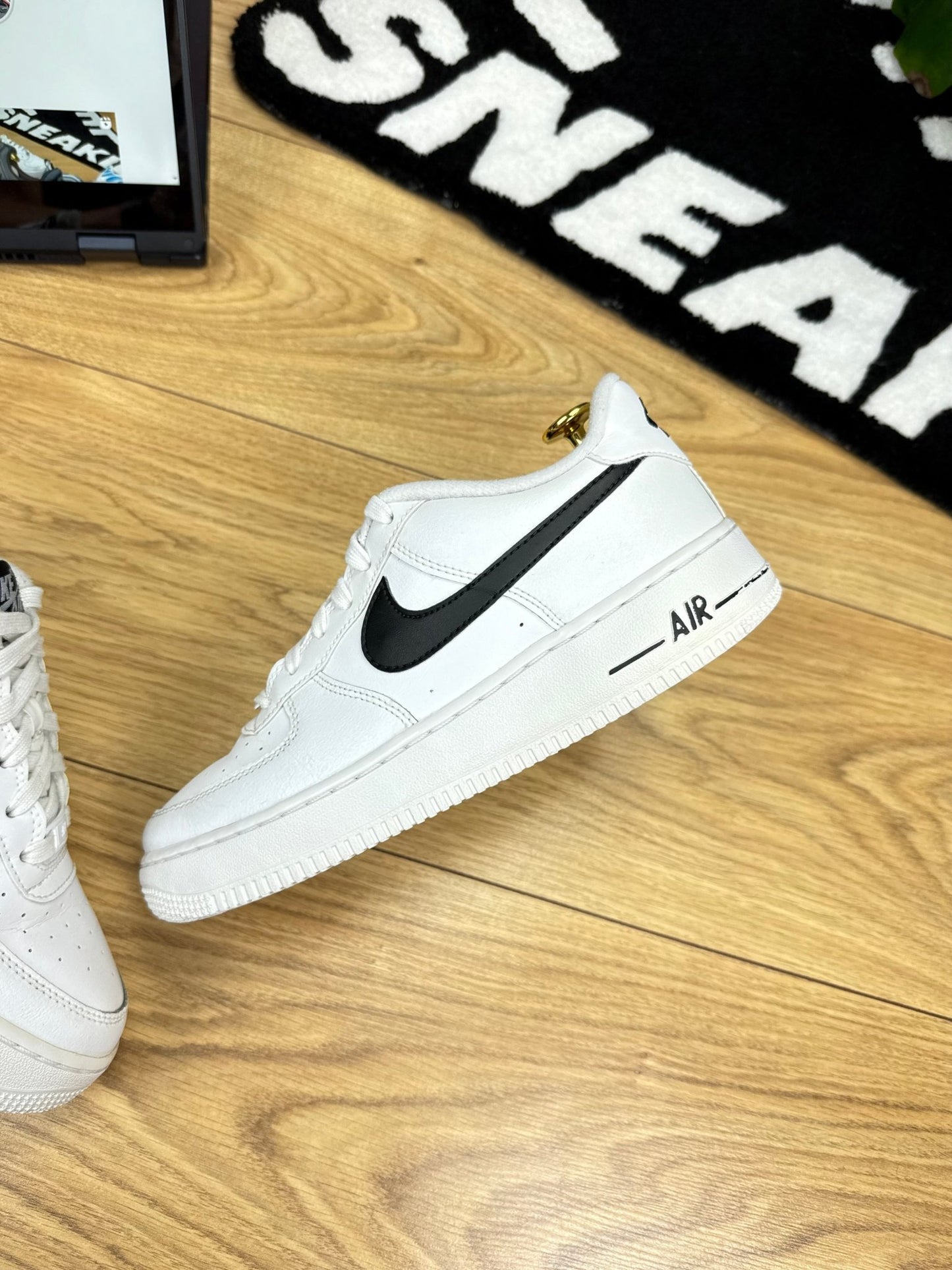 Nike Air Force 1 Low (38.5)