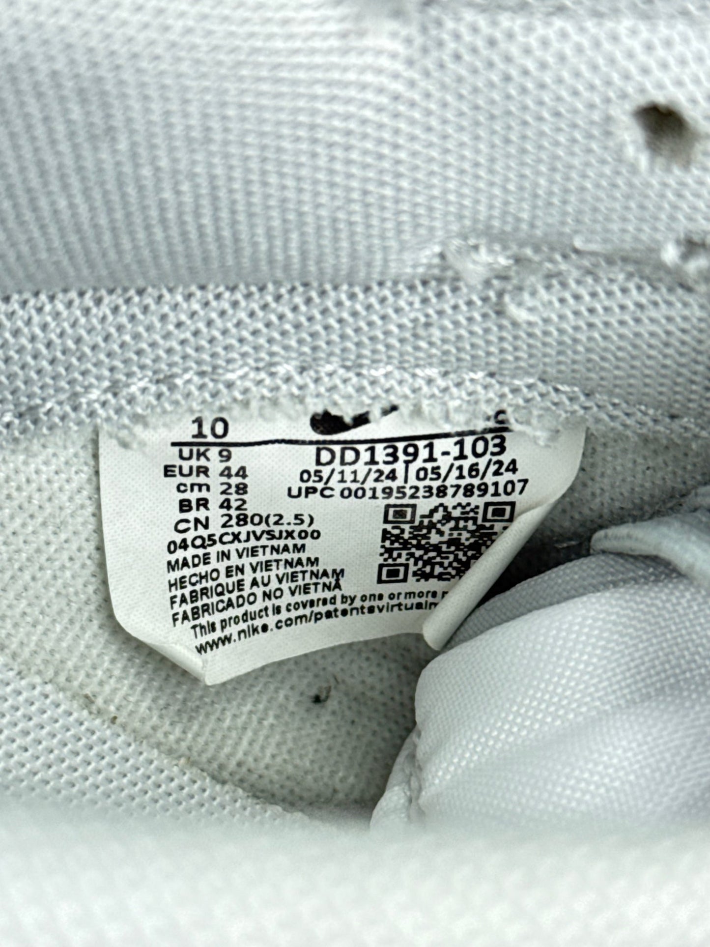 Nike Dunk Low (44)