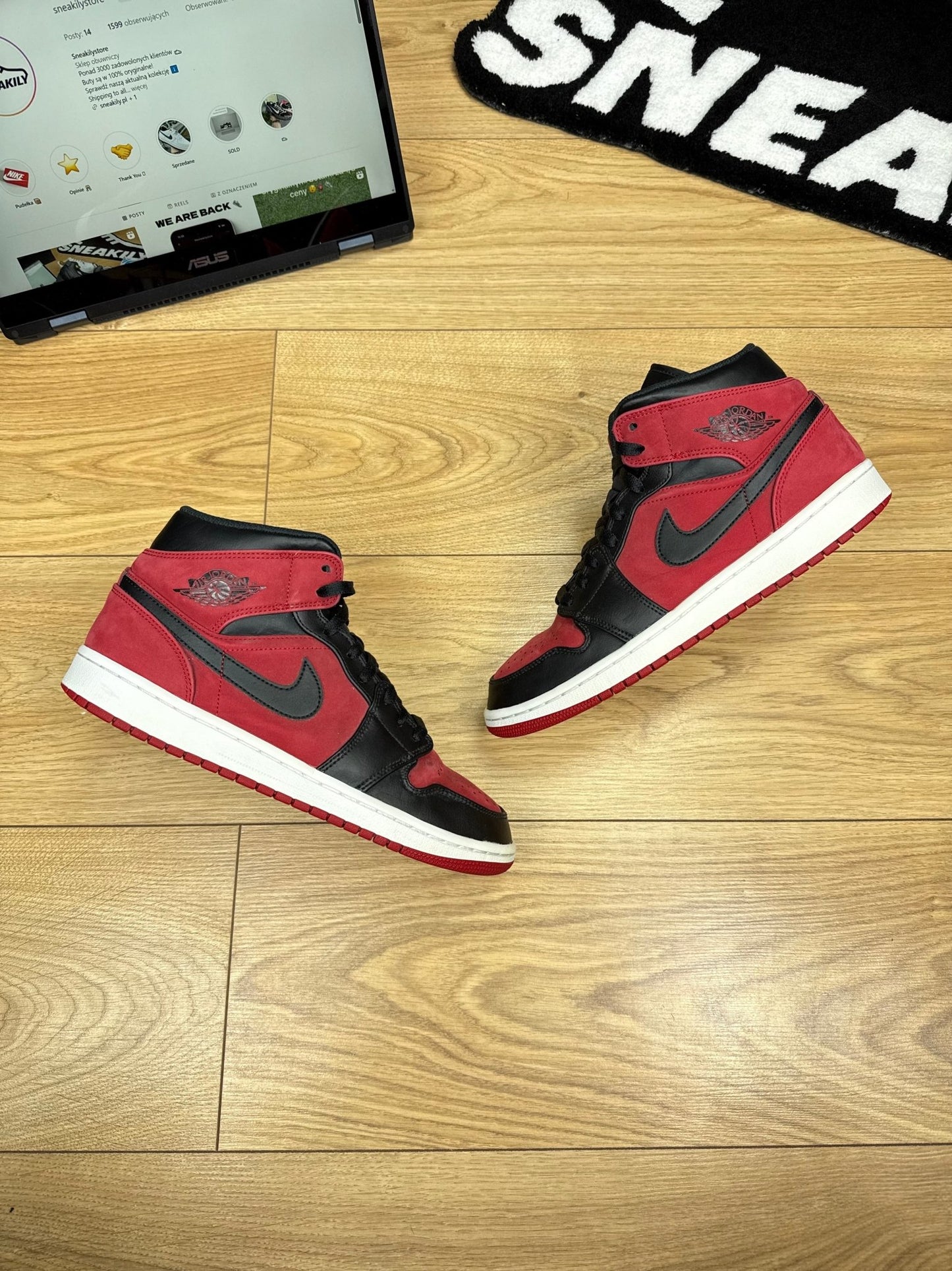 Nike Air Jordan 1 Mid (42)