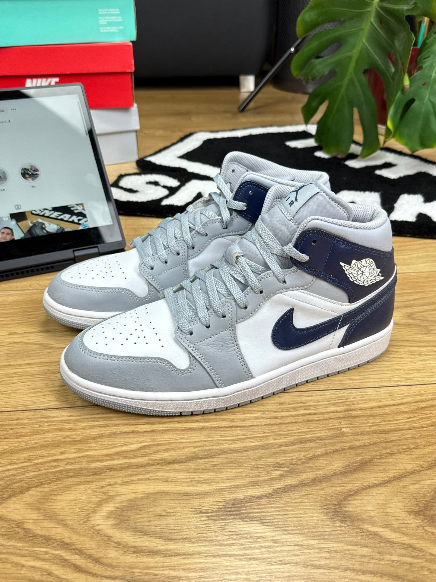 Nike Air Jordan 1 Mid (45)