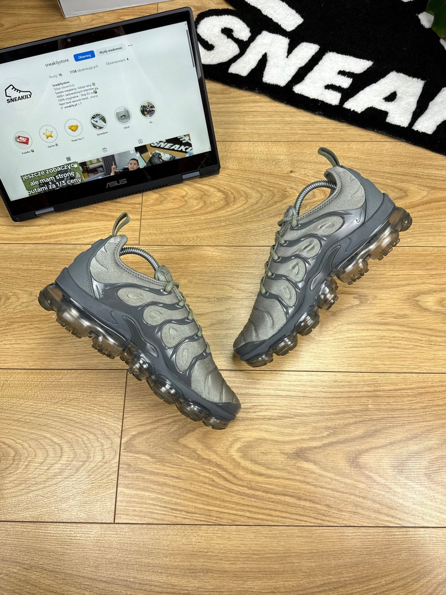 Nike Air Vapormax Plus (41)