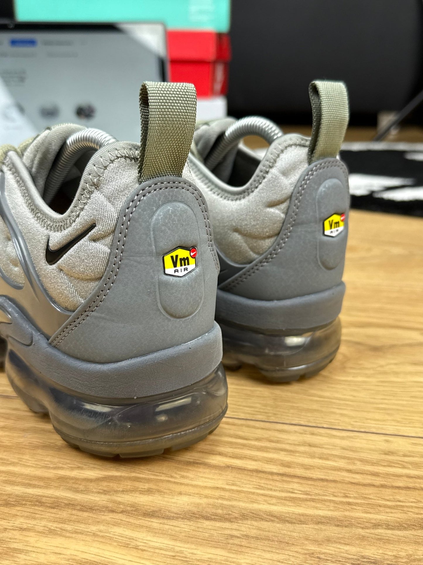 Nike Air Vapormax Plus (41)