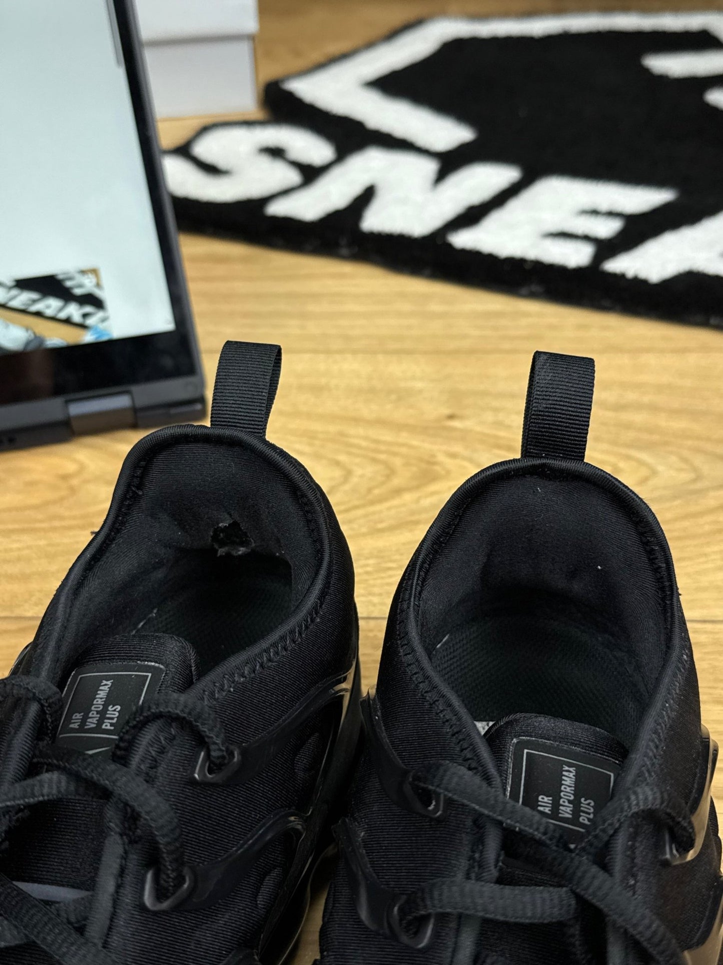 Nike Air Vapormax Plus (45)