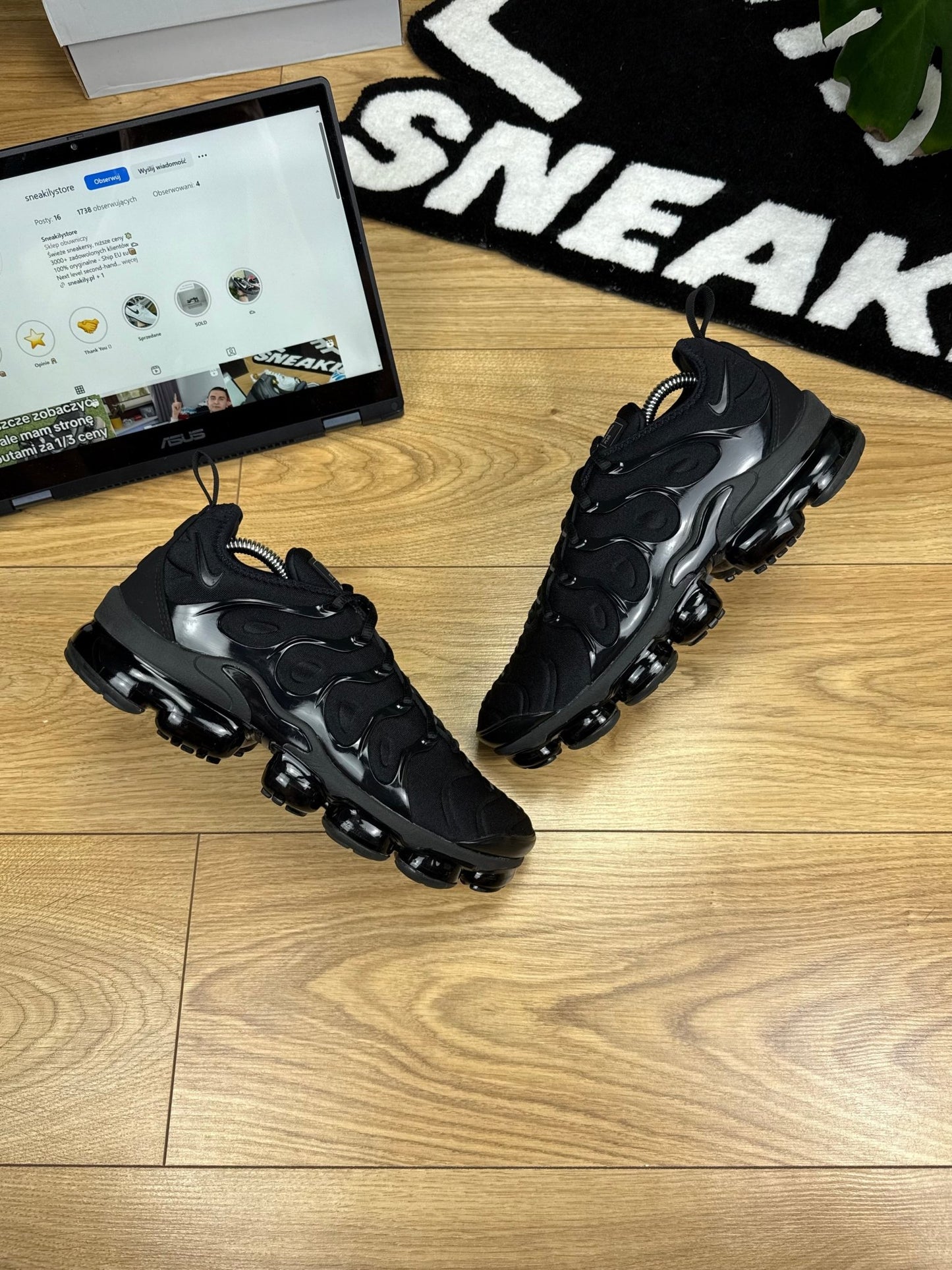 Nike Air Vapormax Plus (43)