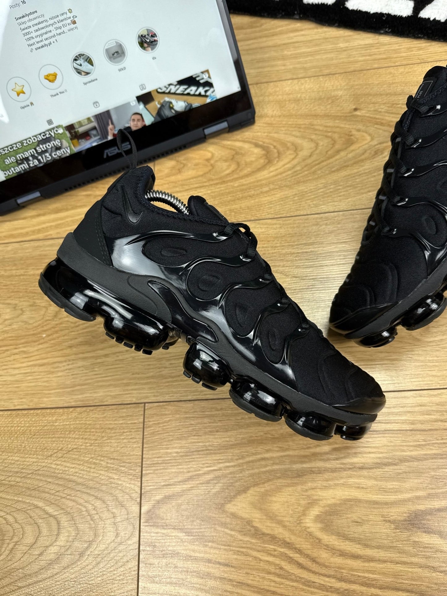 Nike Air Vapormax Plus (43)