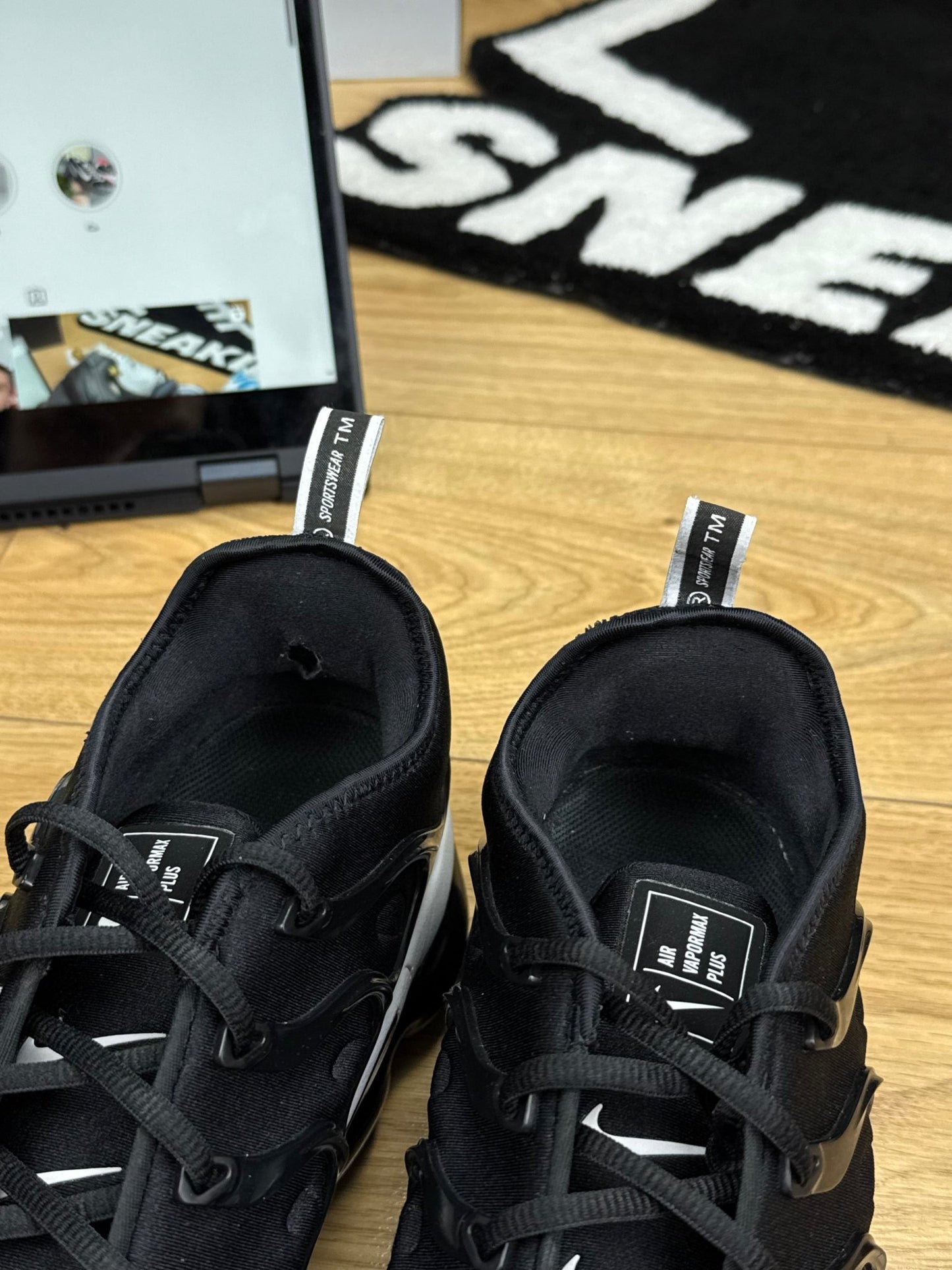 Nike Air Vapormax Plus (46)