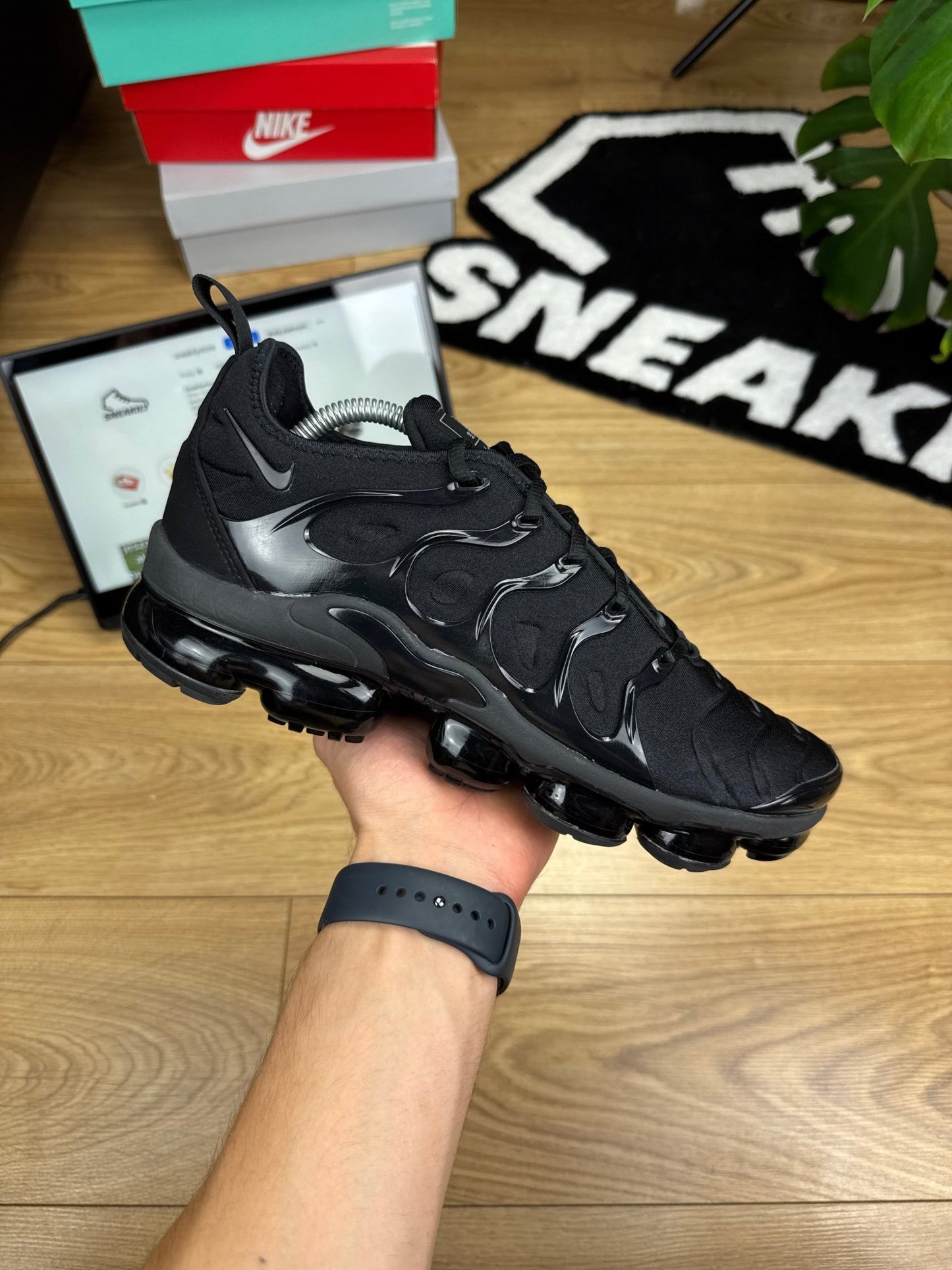 Nike Air Vapormax Plus (43)