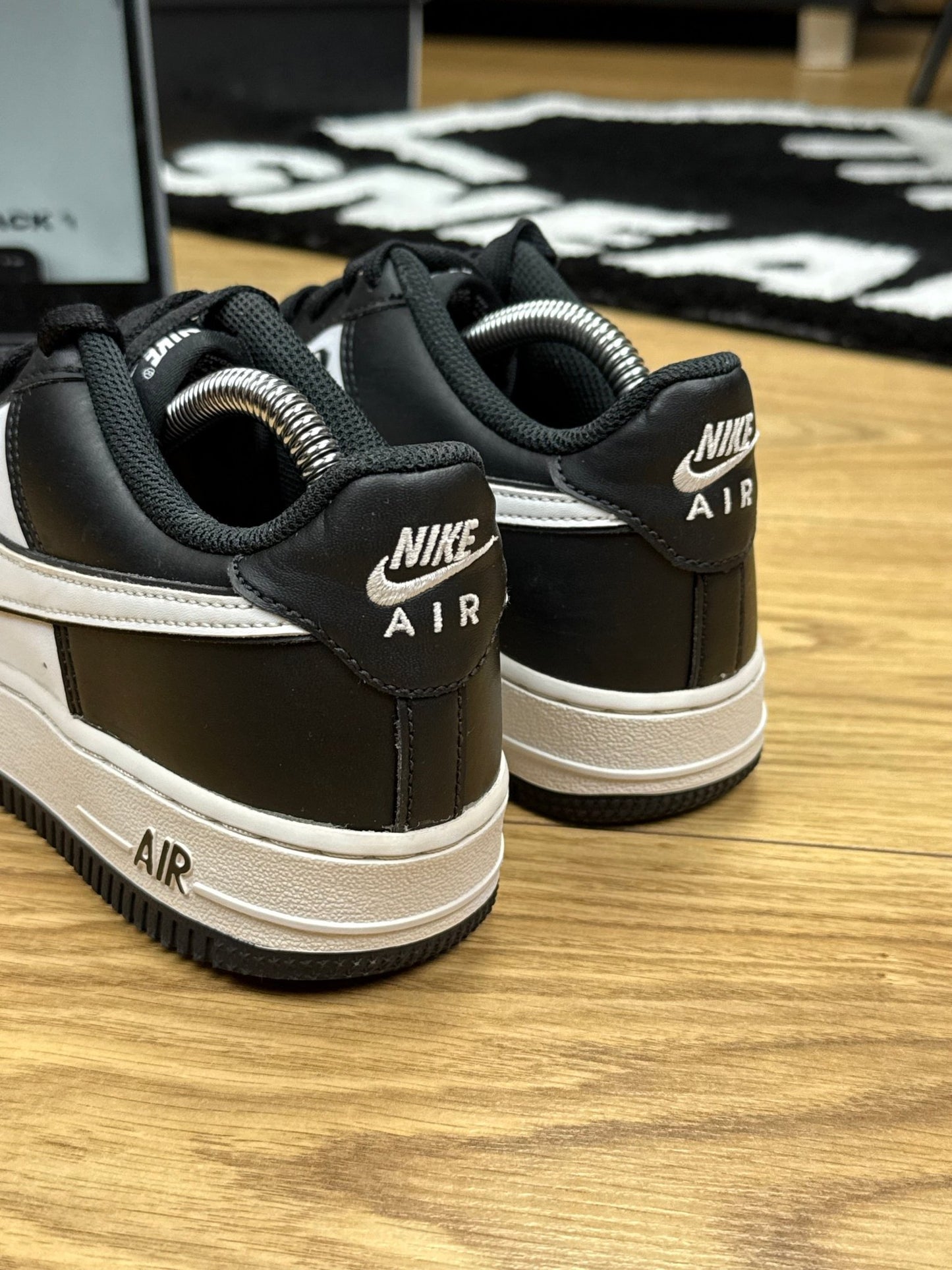 Nike Air Force 1 Low (36.5)