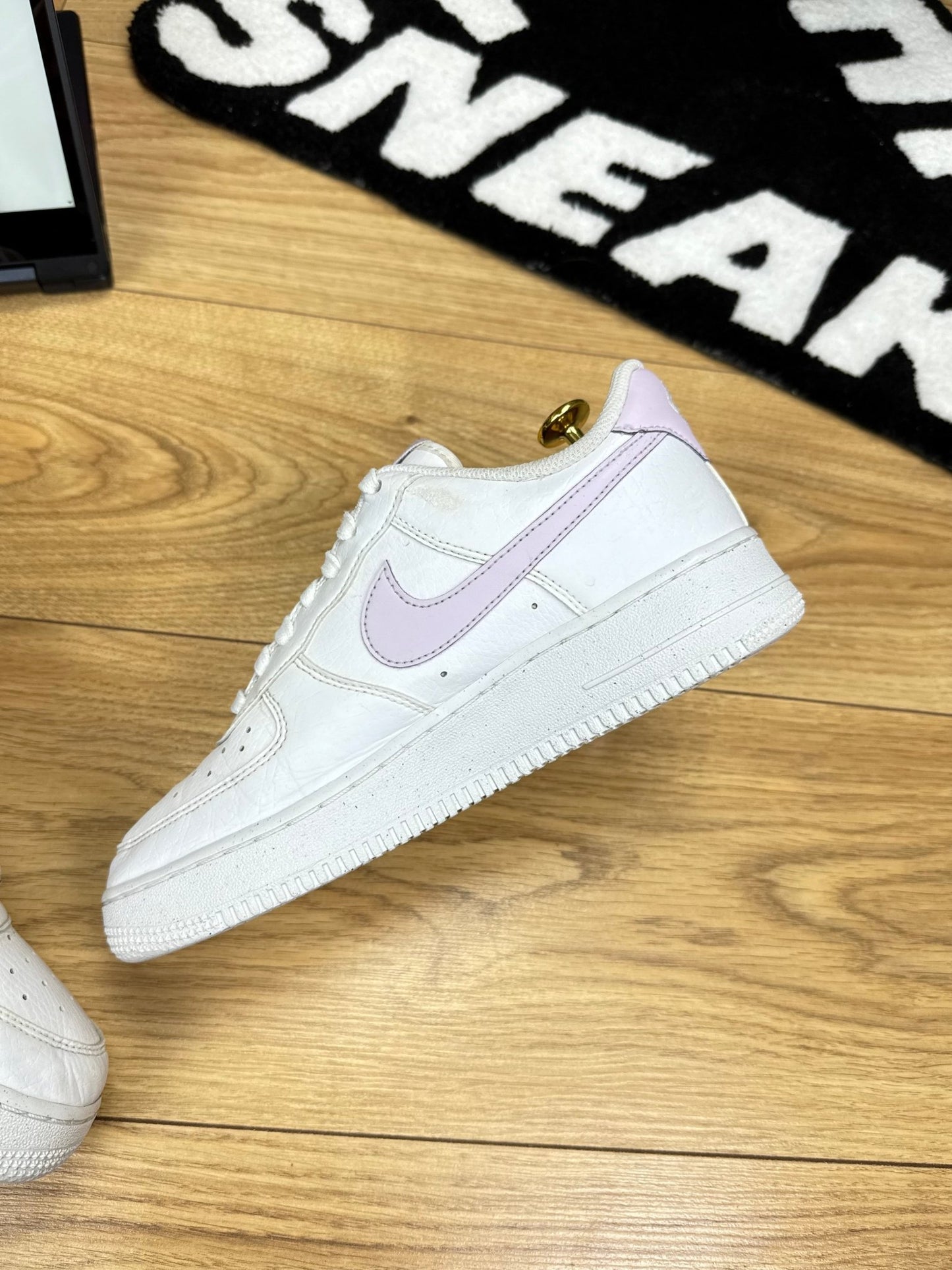 Nike Air Force 1 Low (38.5)