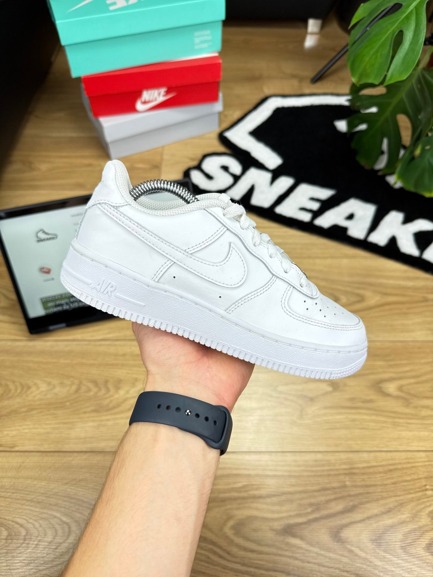 Nike Air Force 1 Low (36.5)