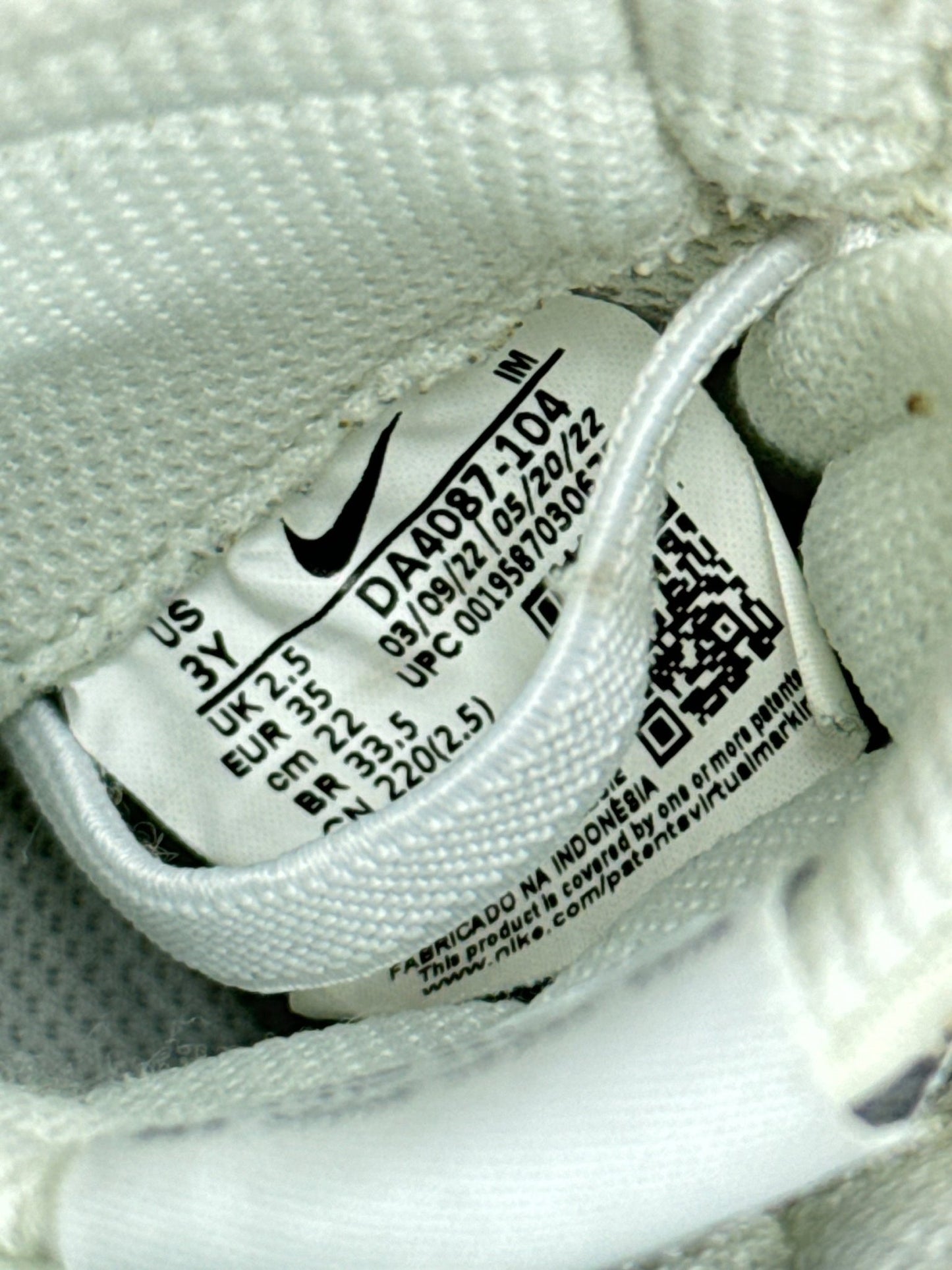 Nike Blazer Mid 77 (35)