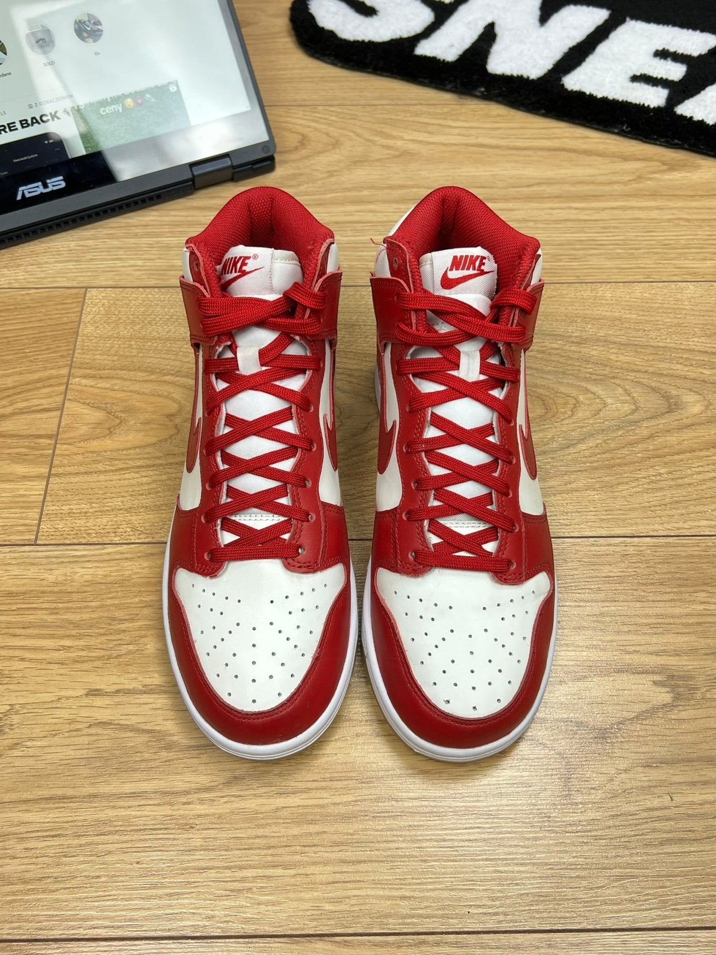 Nike Dunk High (40)