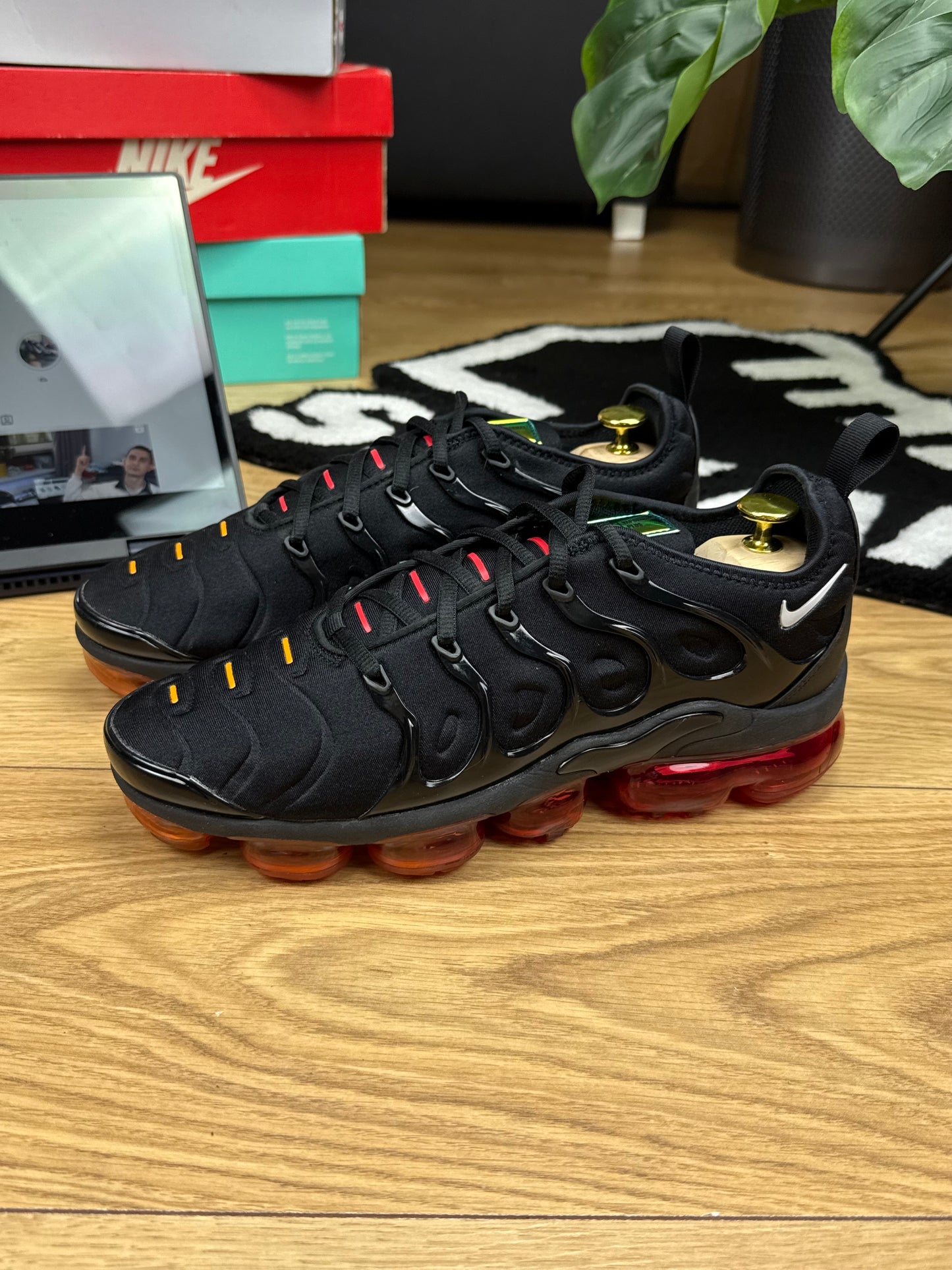 Nike Air Vapormax Plus (42.5)