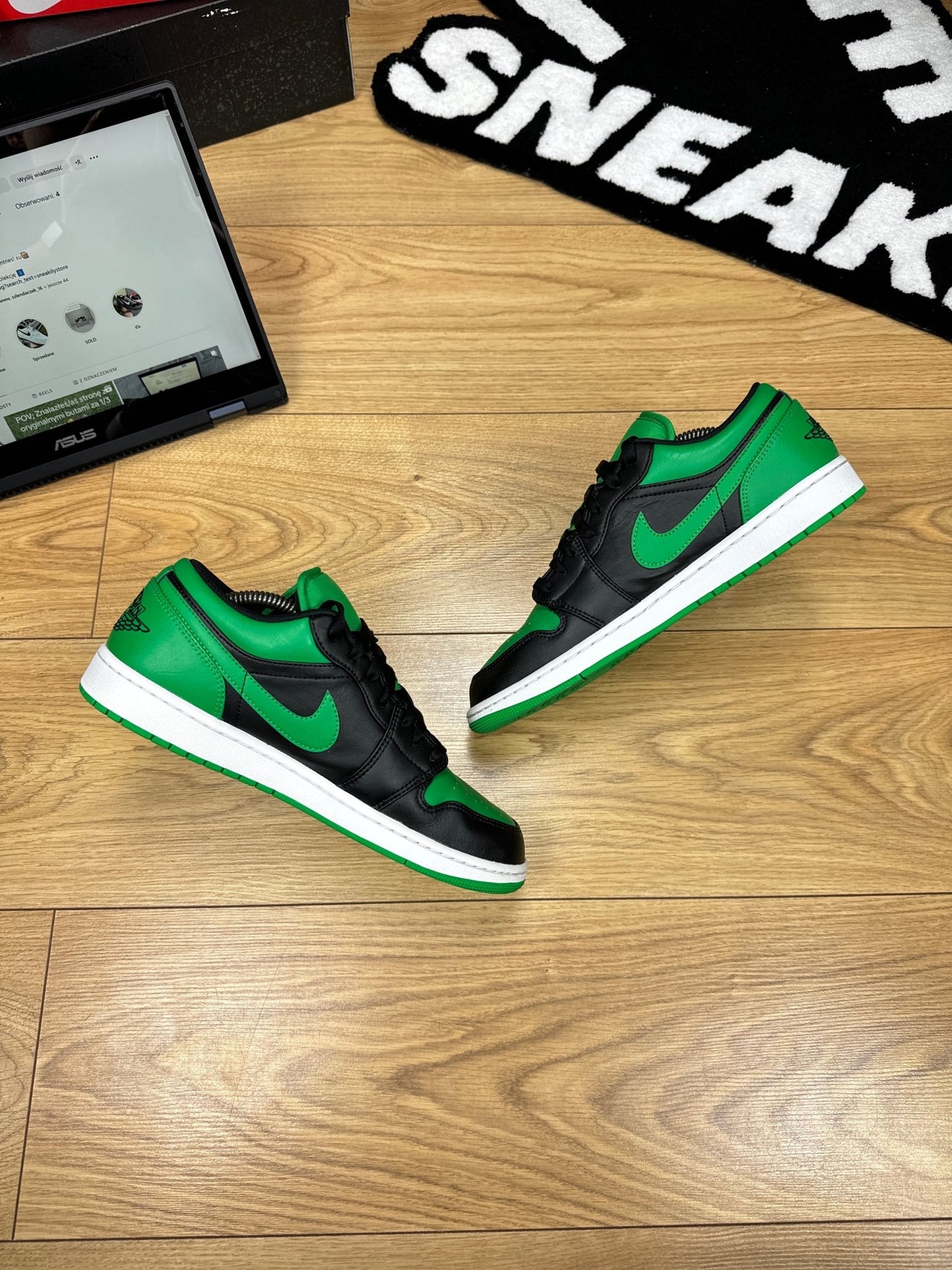Nike Air Jordan 1 Low (44)