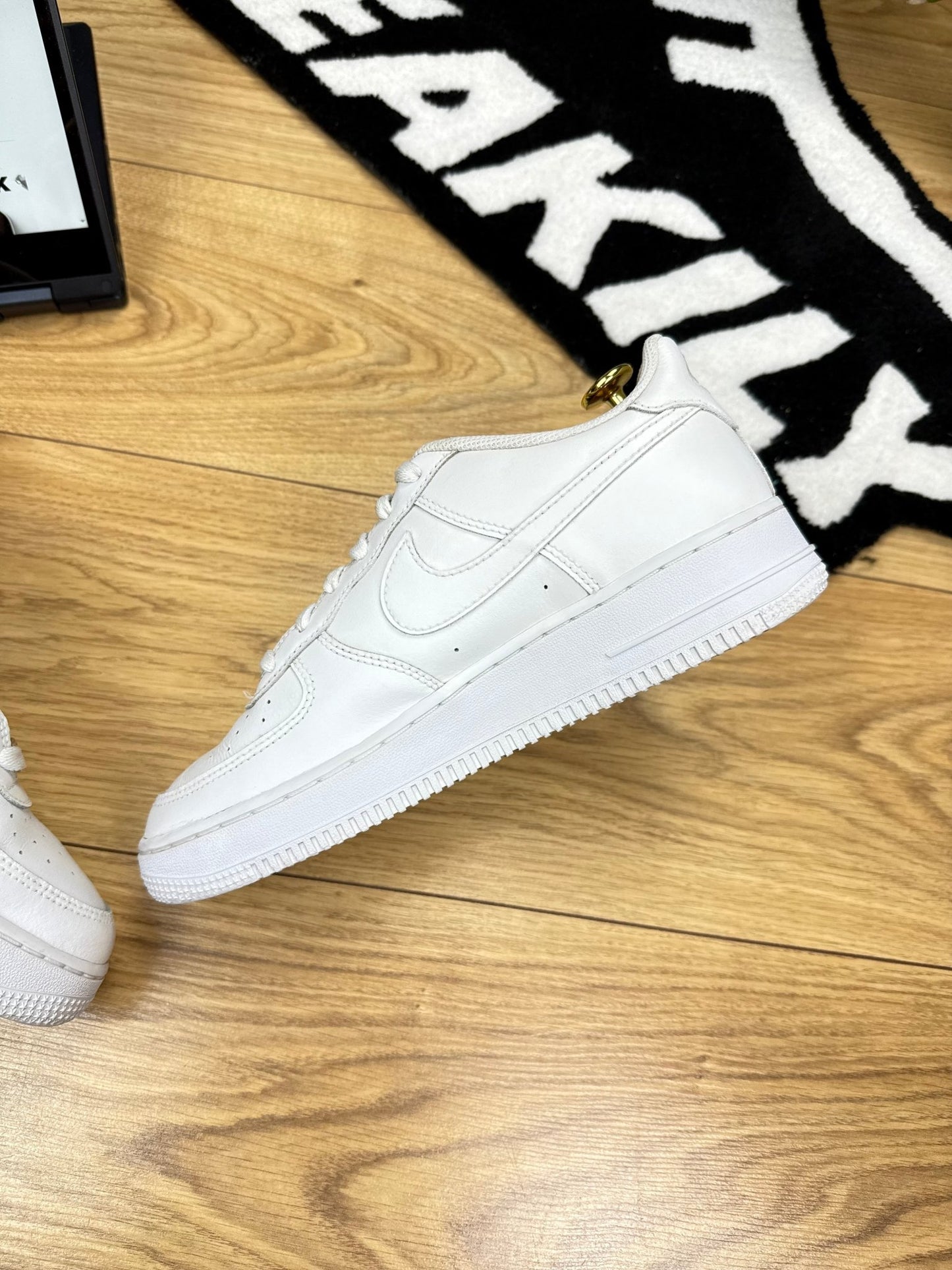 Nike Air Force 1 Low (40)