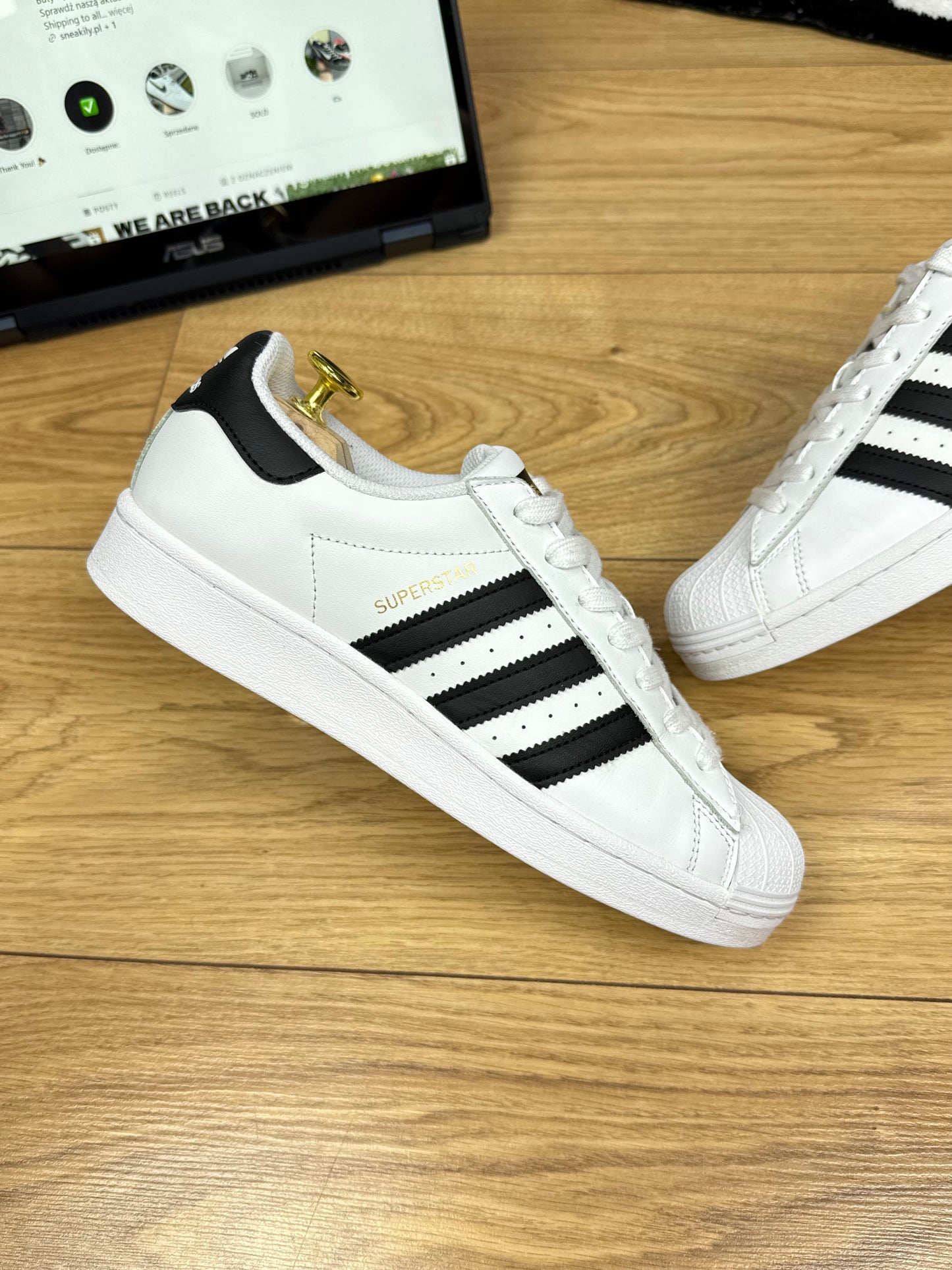 Adidas Superstar (40)