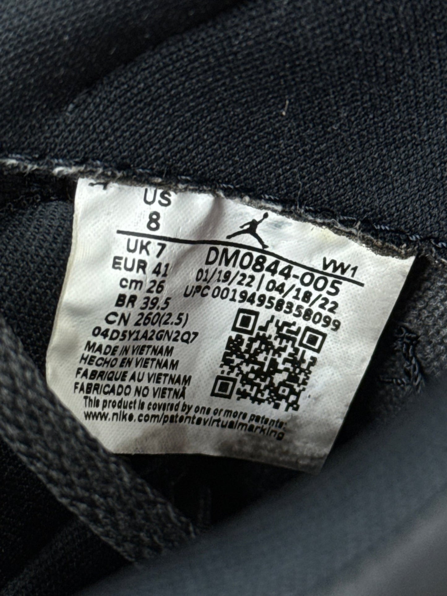 Nike Air Jordan 11 CMFT Low (41)