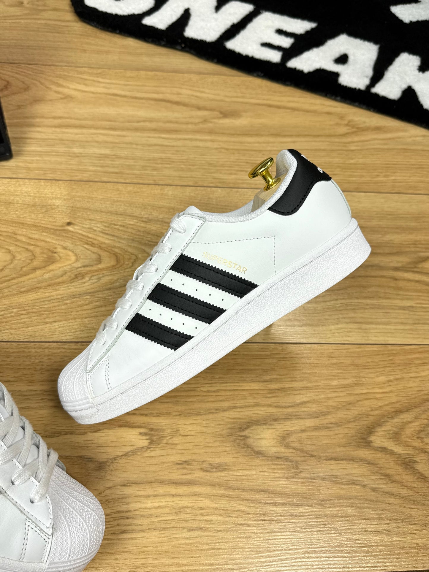 Adidas Superstar (40)