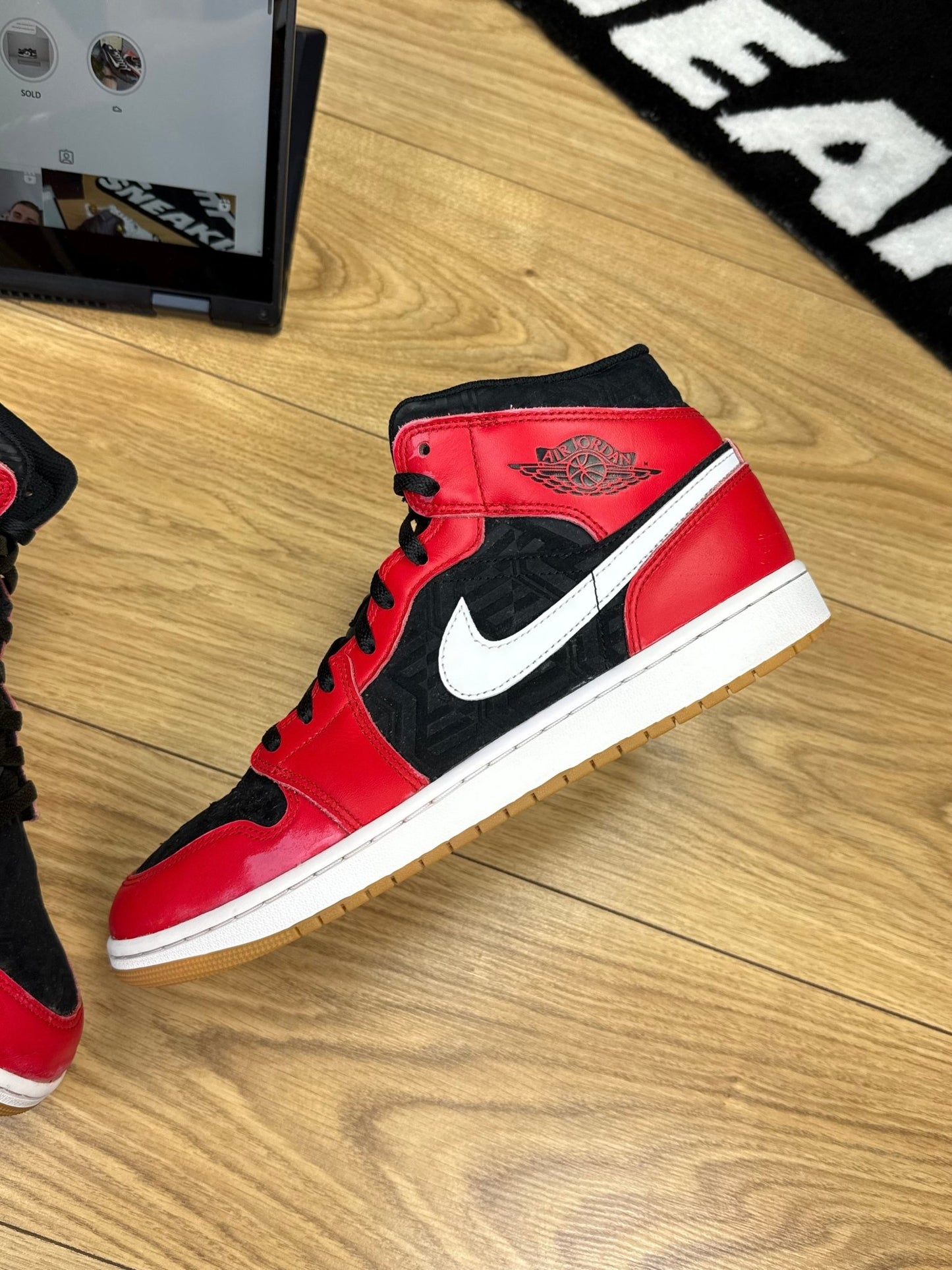 Nike Air Jordan 1 Mid (45)