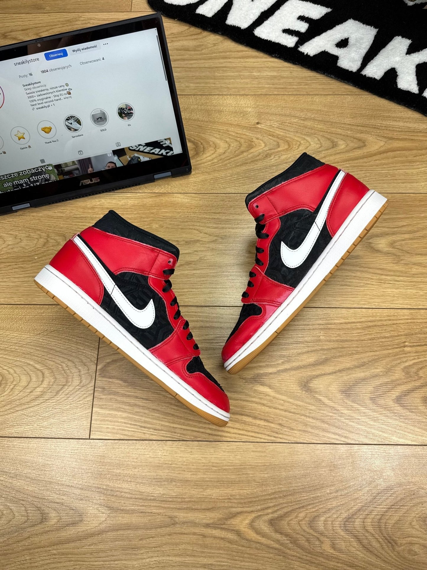 Nike Air Jordan 1 Mid (45)
