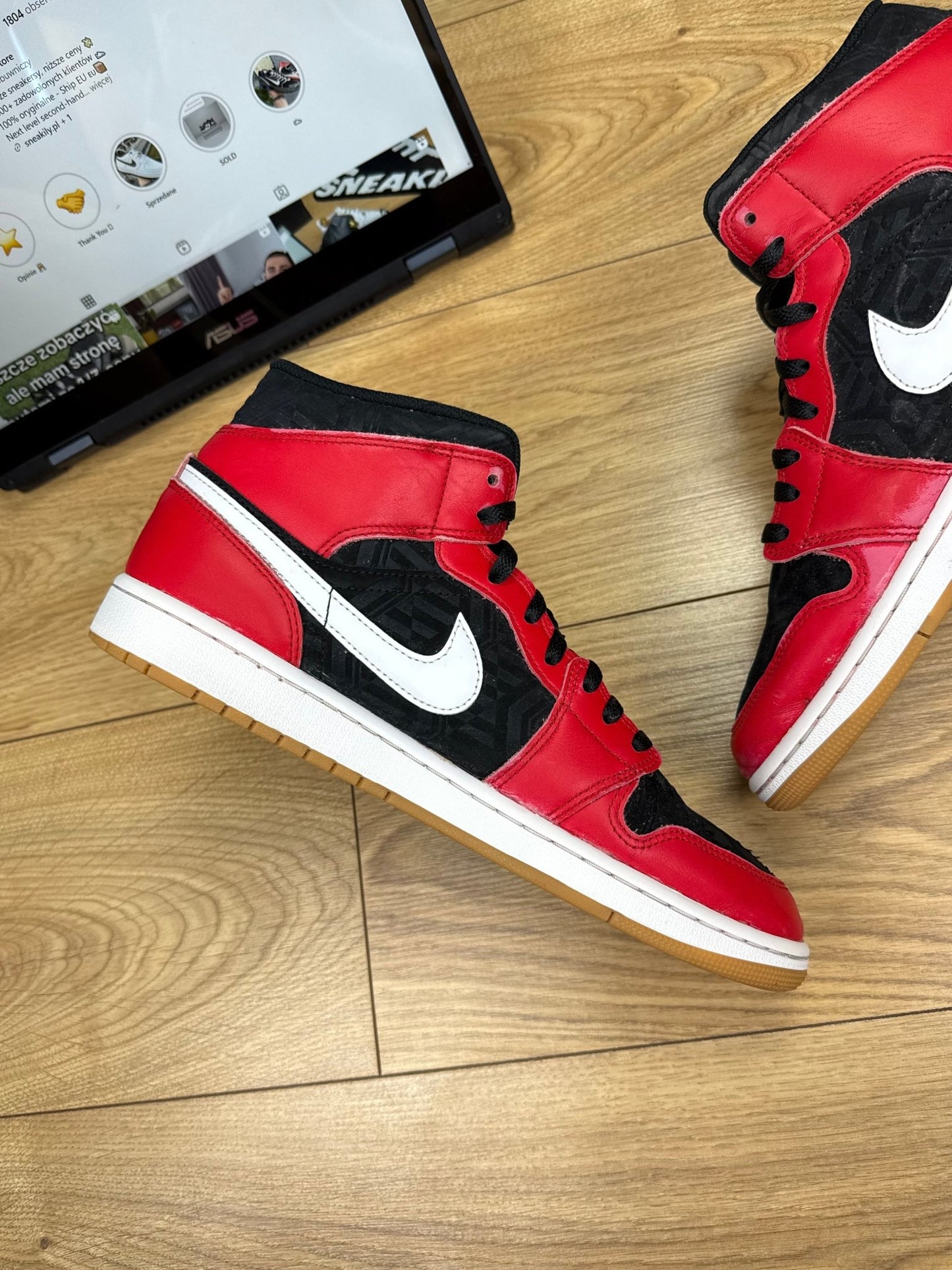 Nike Air Jordan 1 Mid (45)