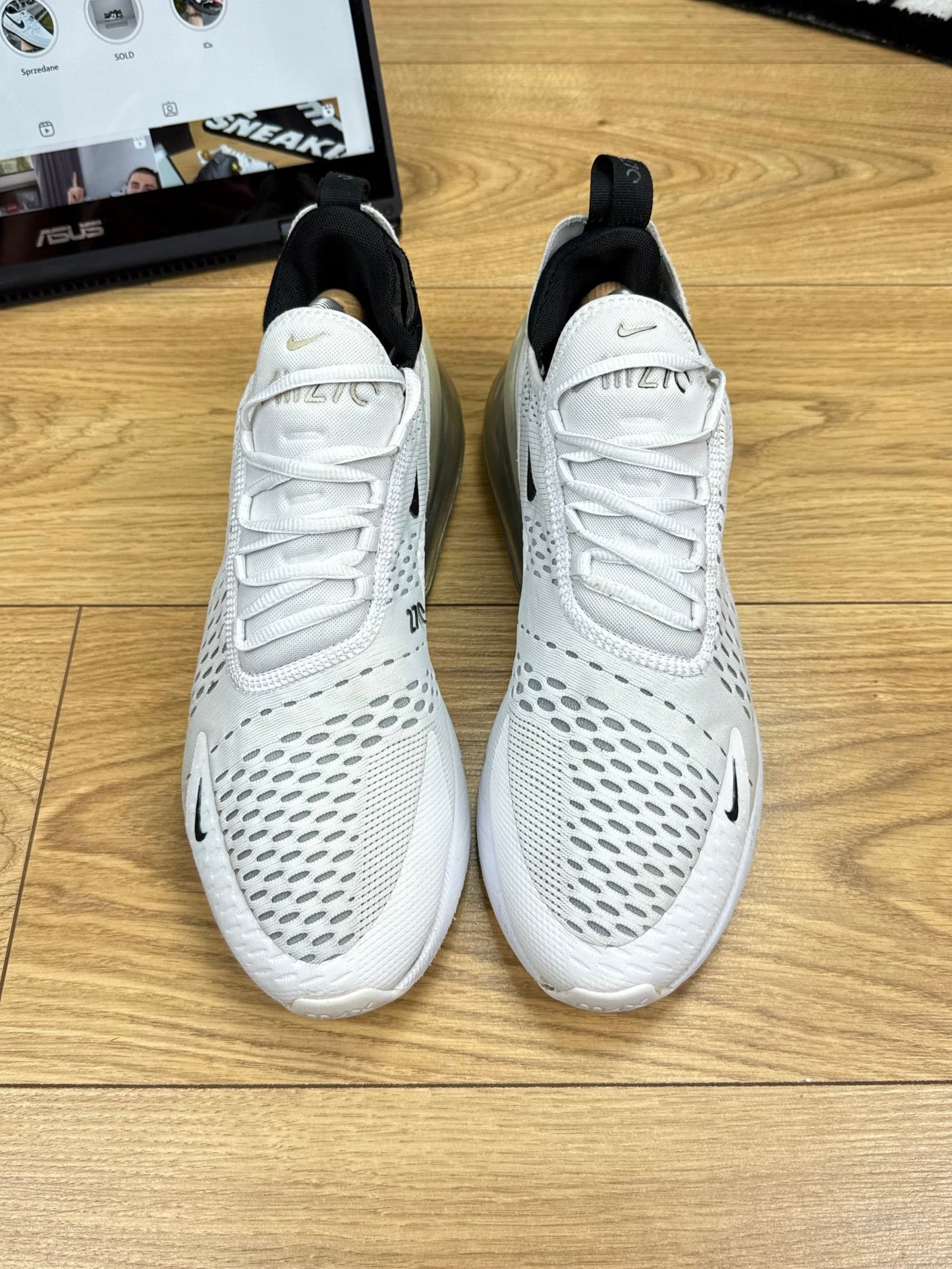 Nike Air Max 270 (44)