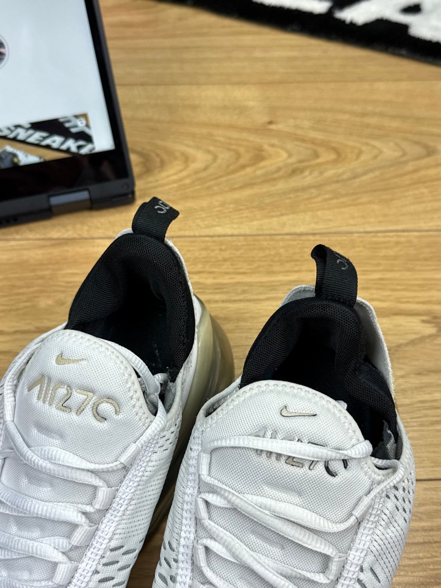 Nike Air Max 270 (44)