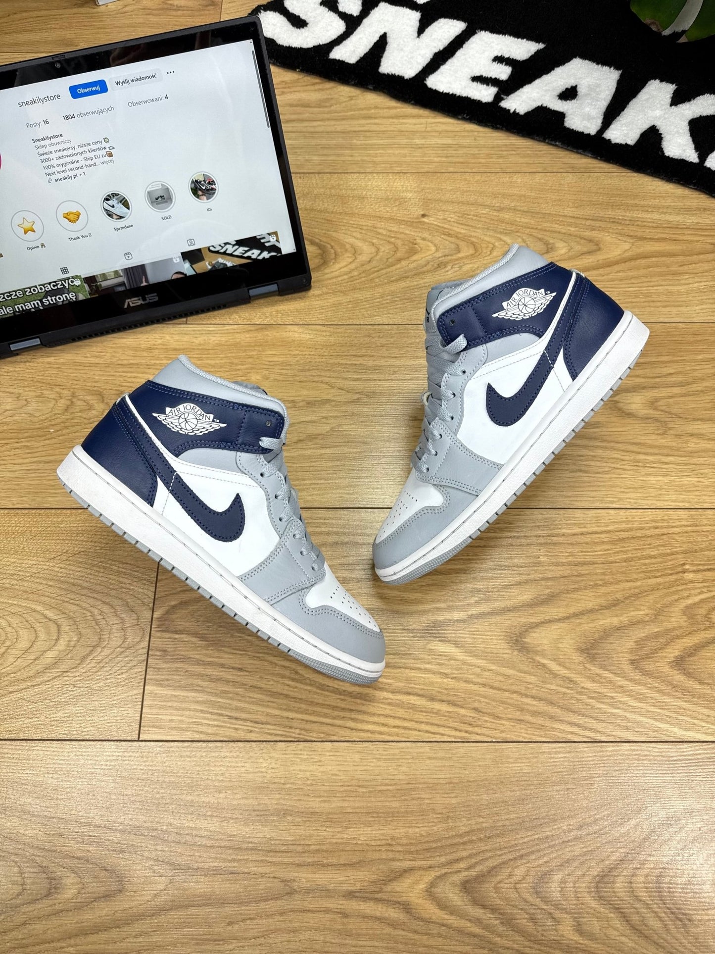 Nike Air Jordan 1 Mid (41)