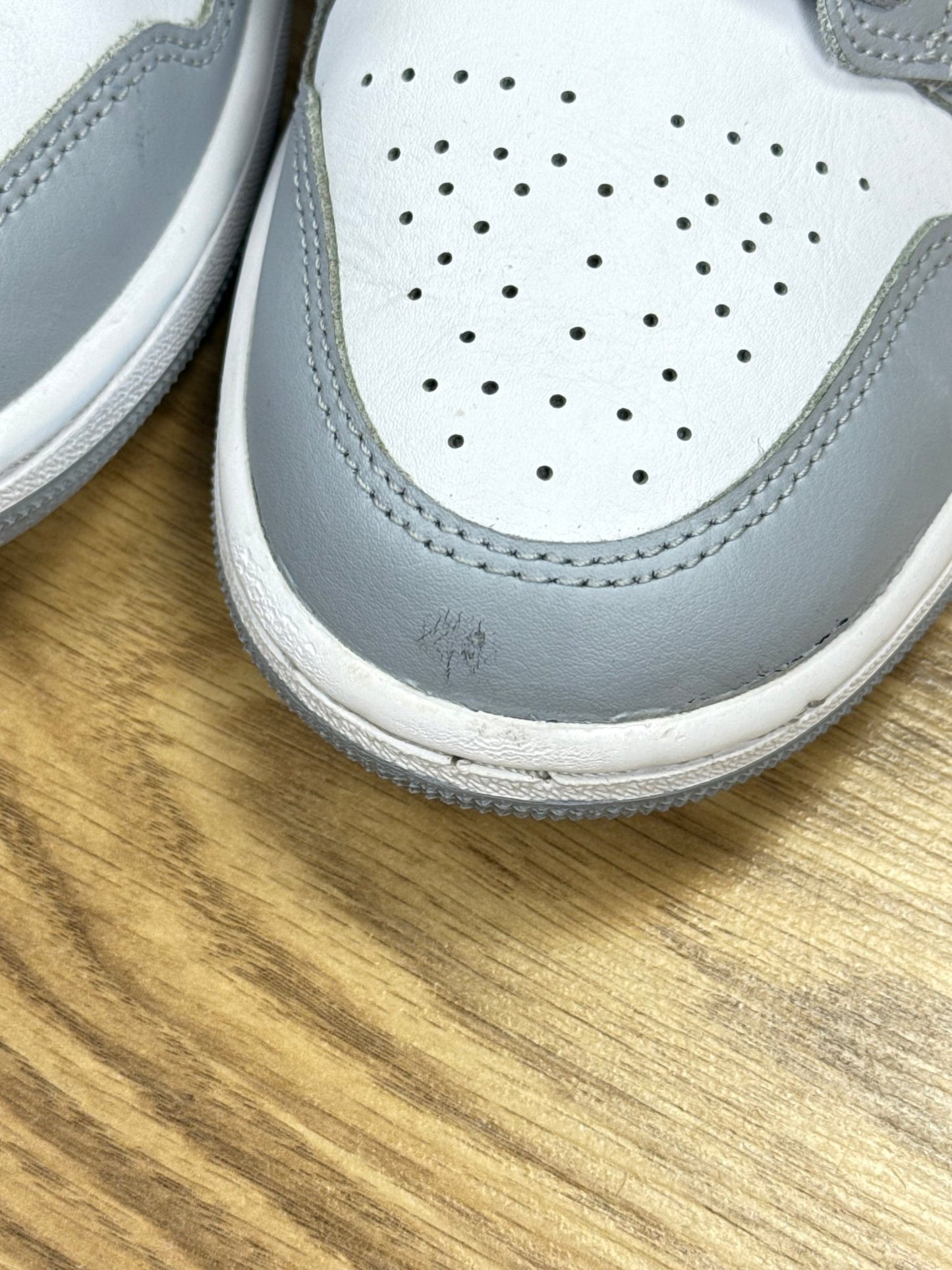 Nike Air Jordan 1 Mid (41)