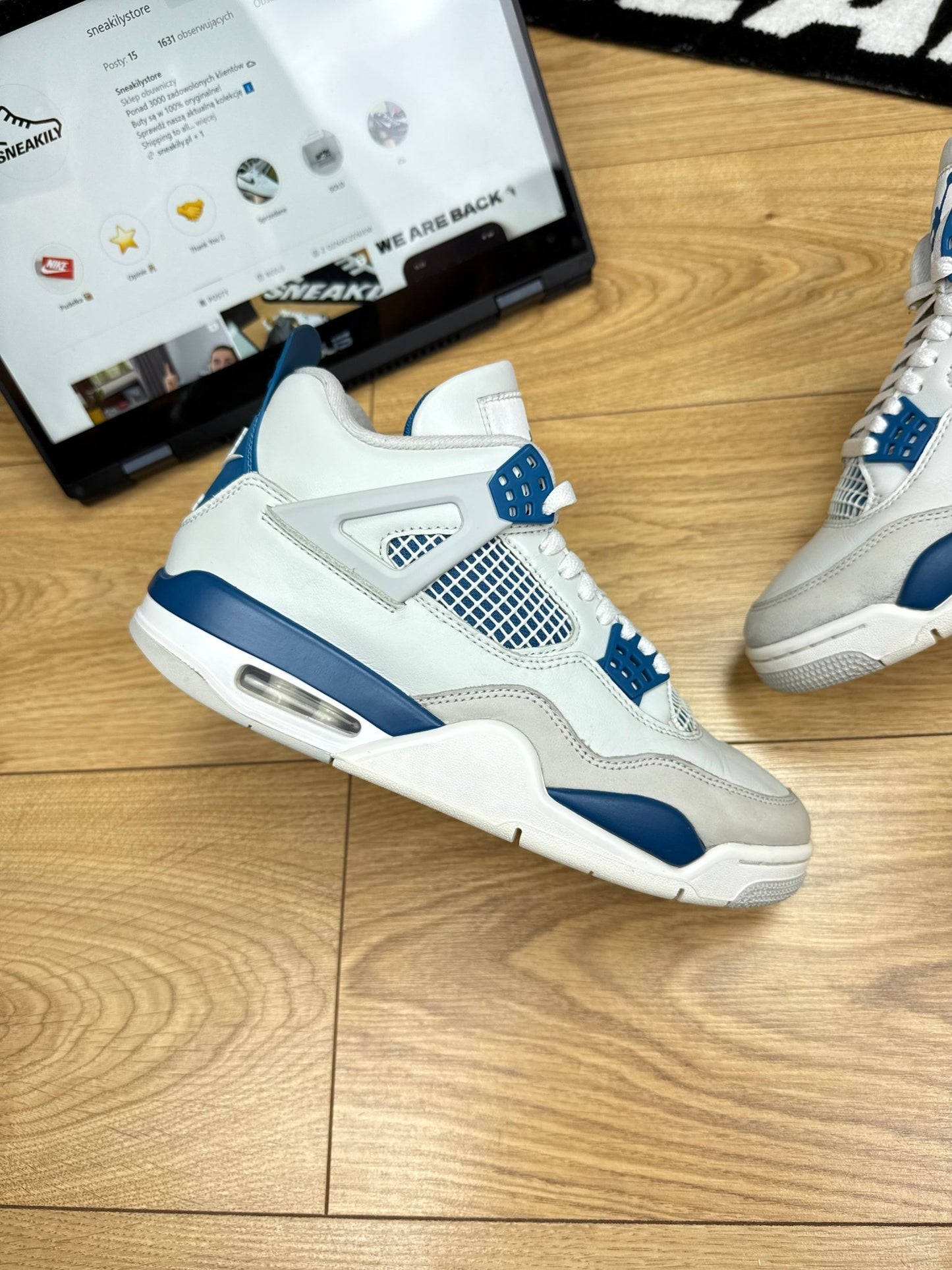 Nike Air Jordan 4 IV (41)