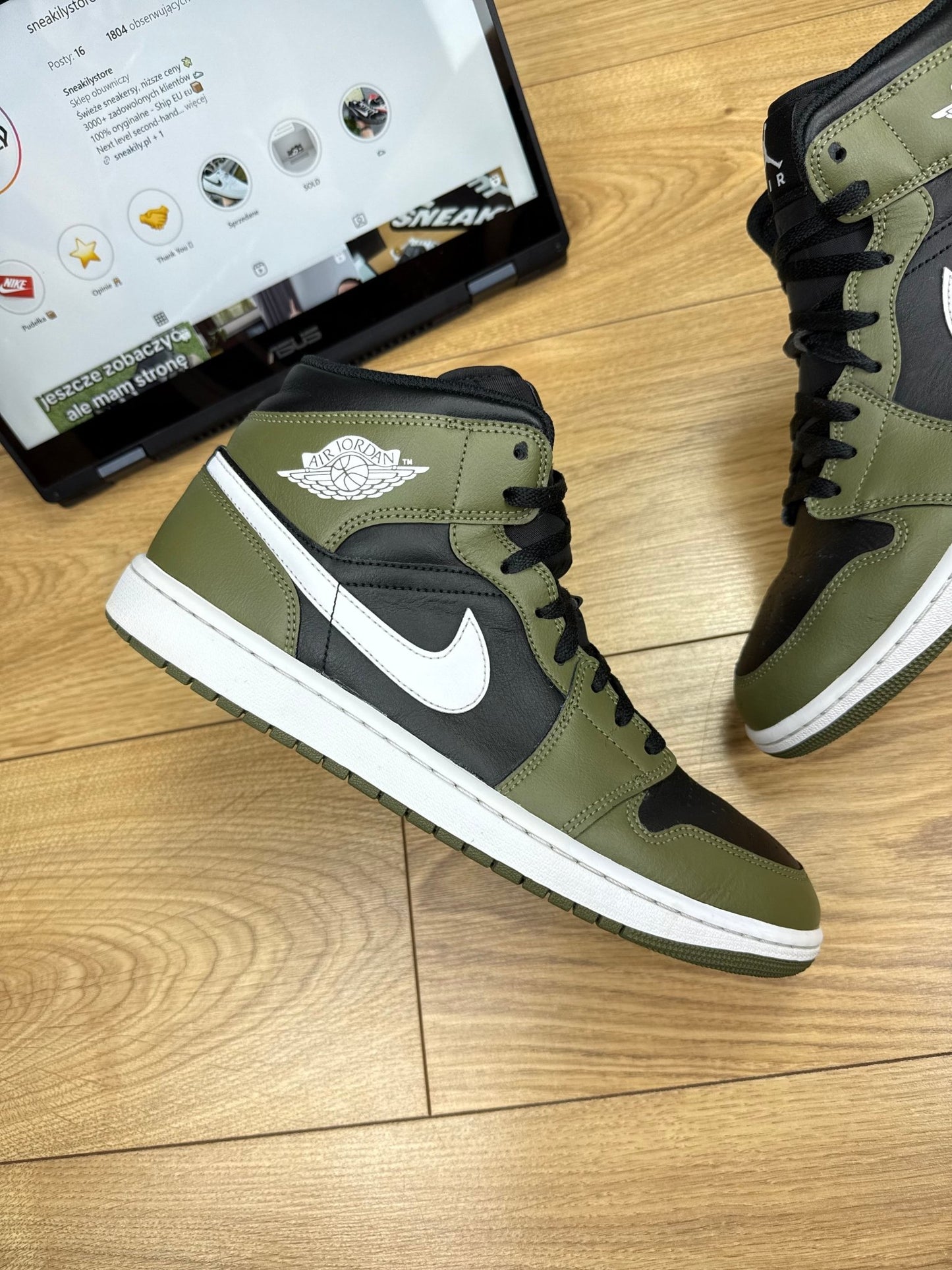 Nike Air Jordan 1 Mid (45)