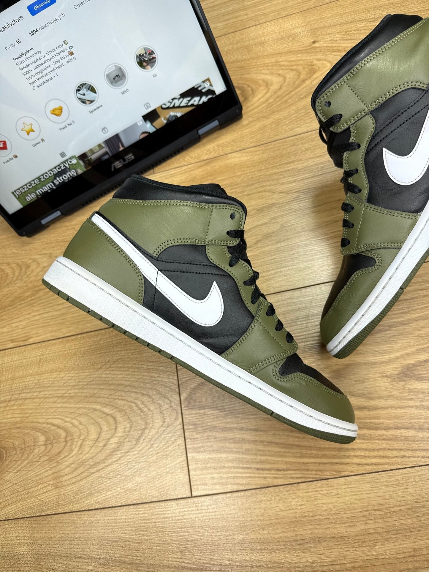 Nike Air Jordan 1 Mid (45)