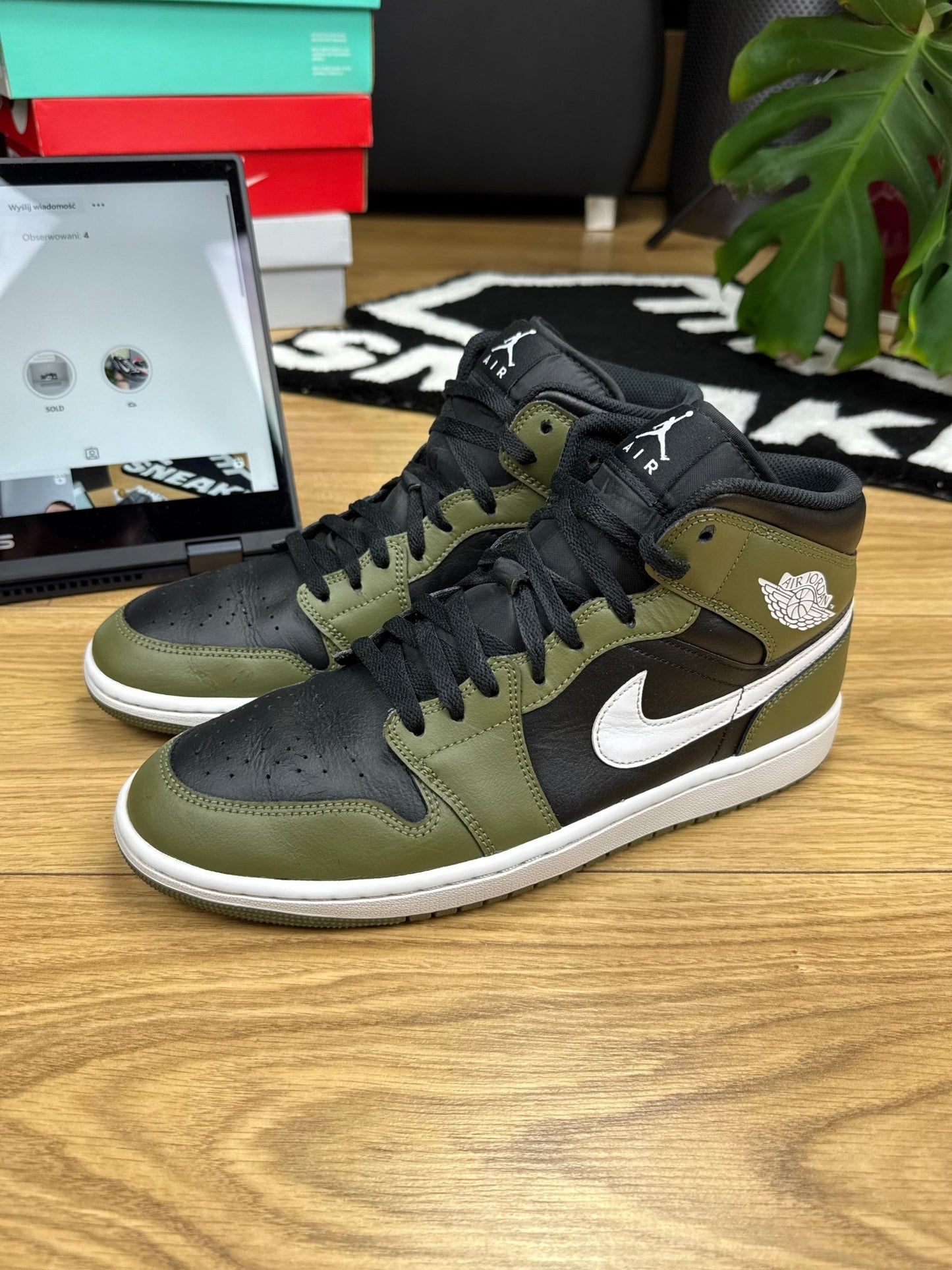 Nike Air Jordan 1 Mid (45)