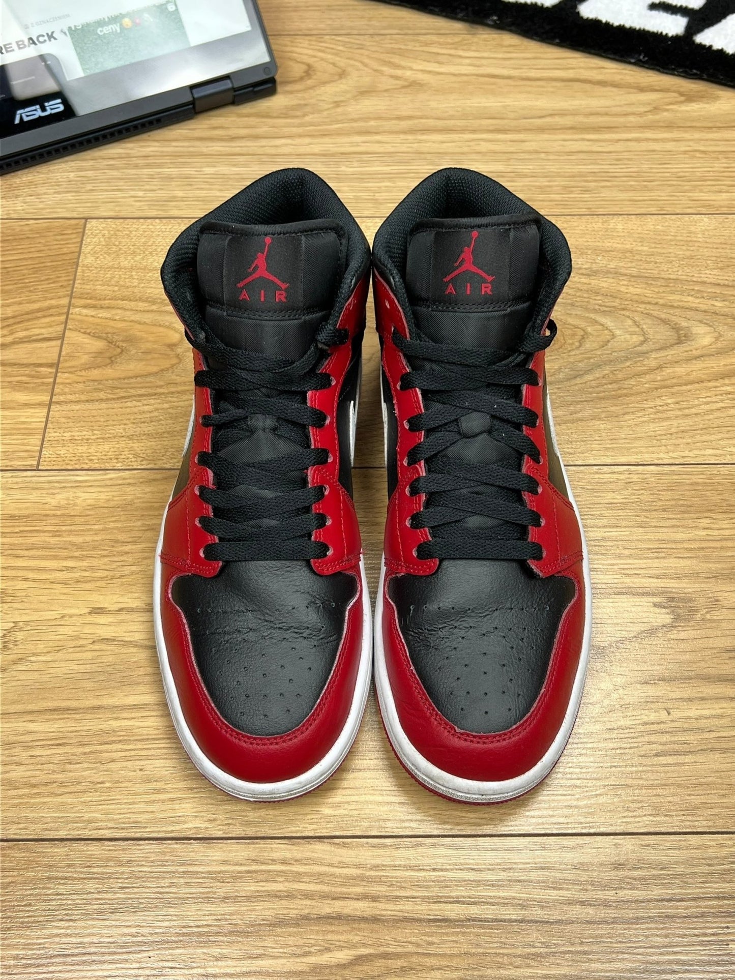 Nike Air Jordan 1 Mid (42.5)
