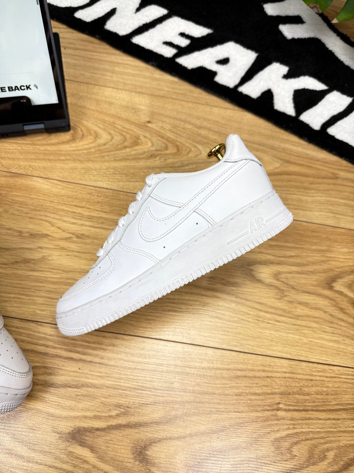 Nike Air Force 1 Low (38.5)