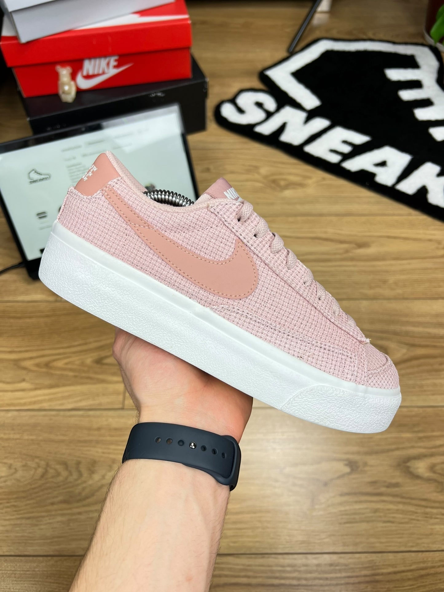 Nike Blazer Low Platform (40)