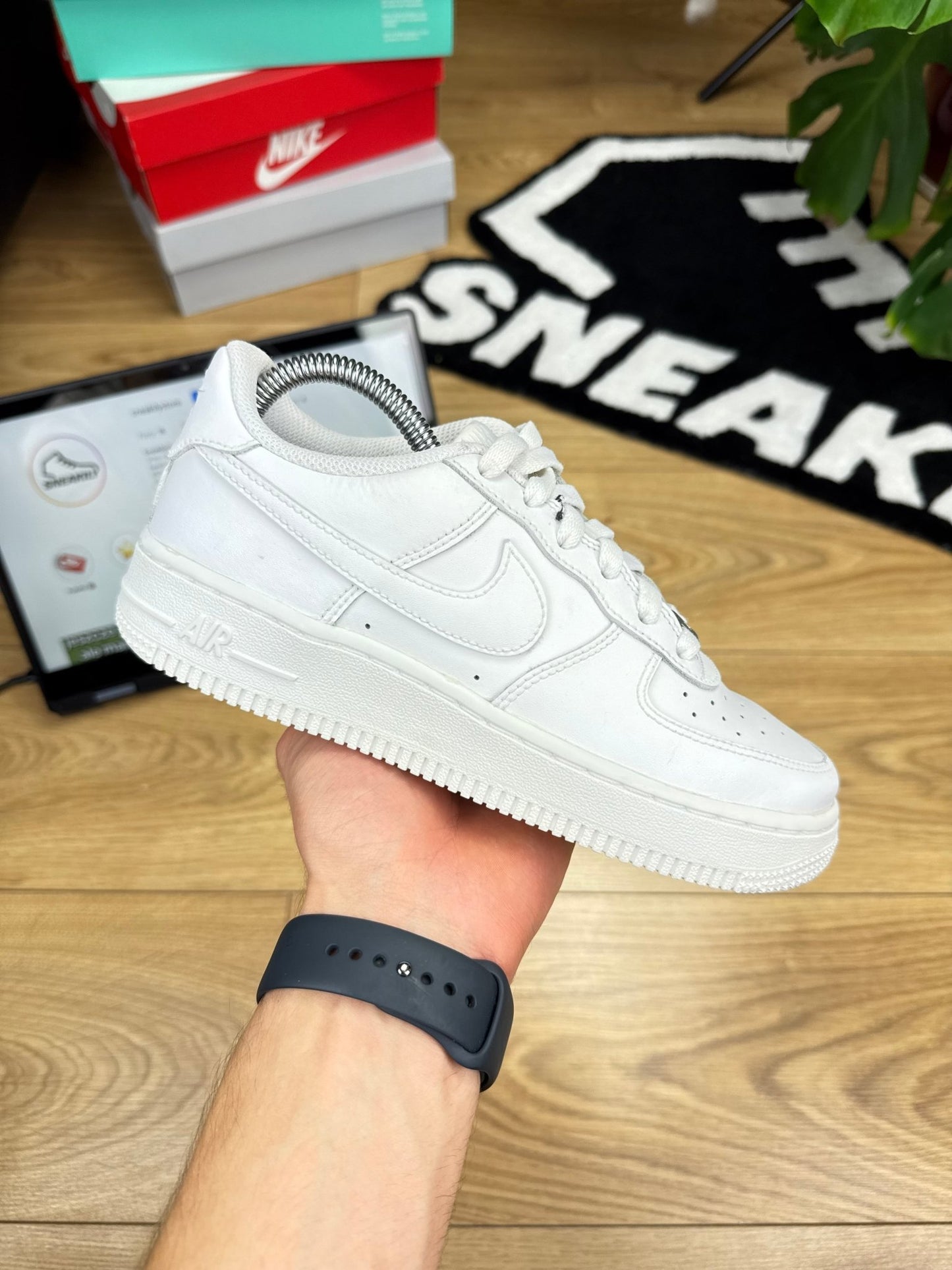 Nike Air Force 1 Low (36.5)
